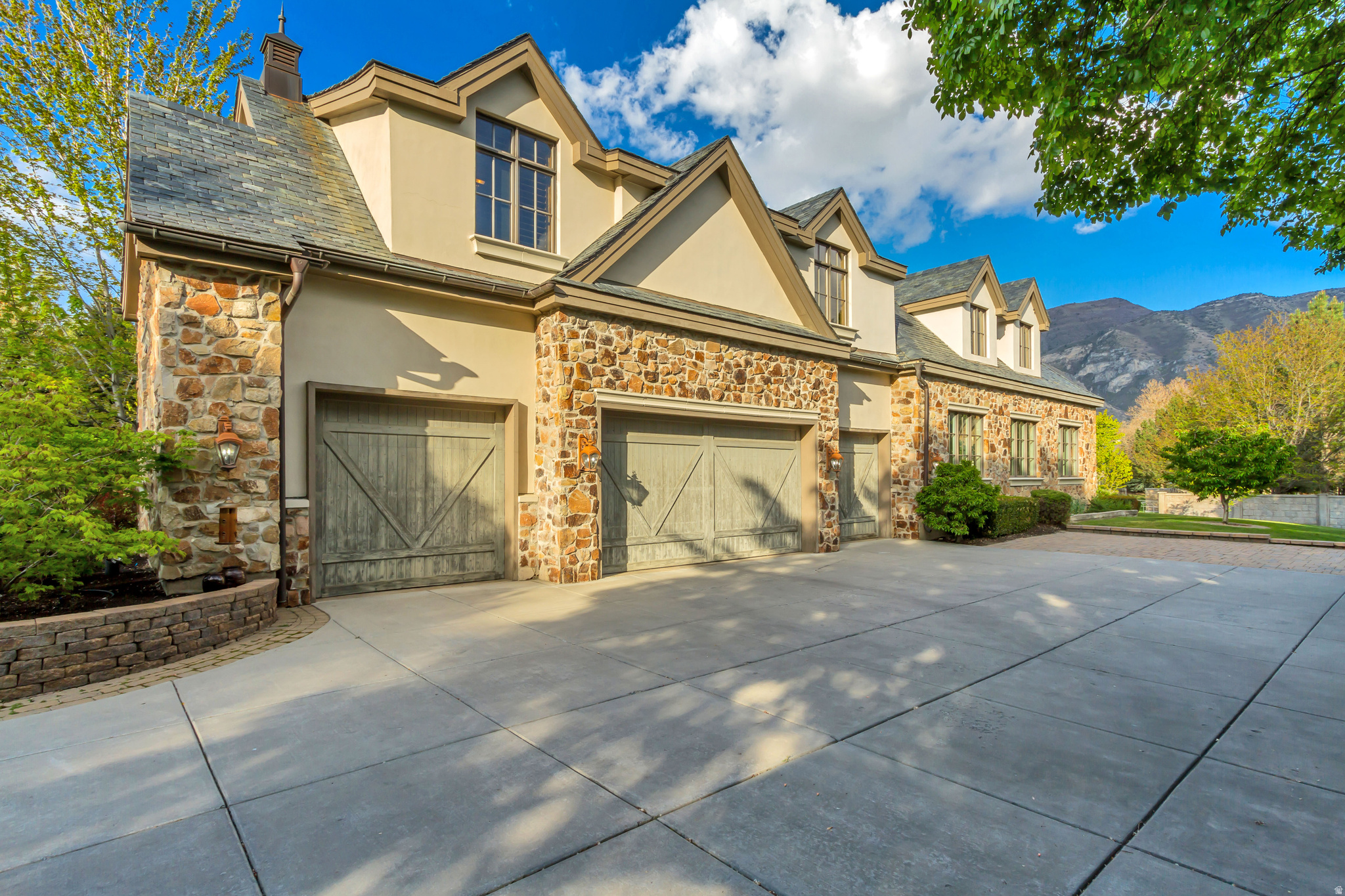 main property photo 60