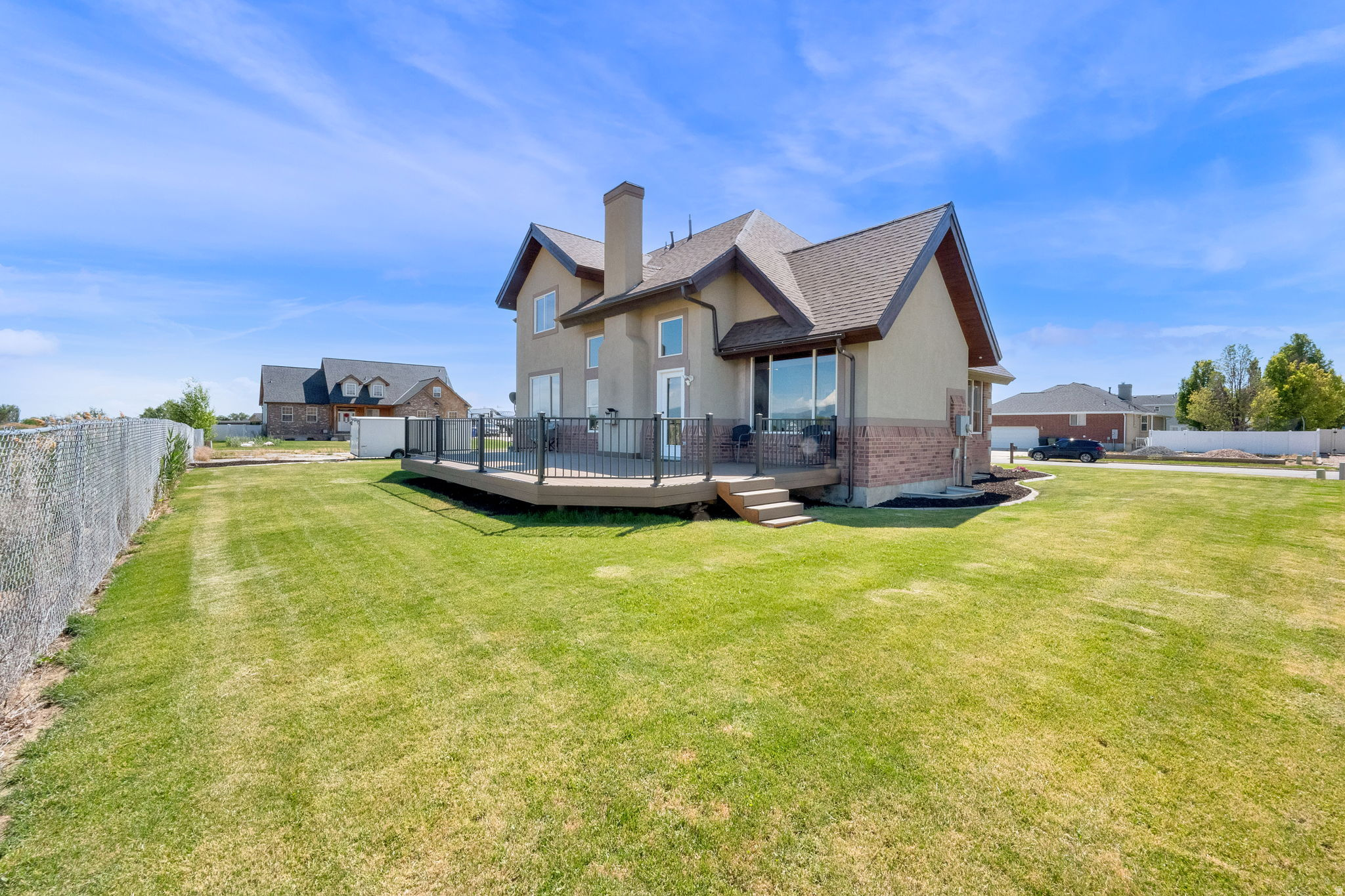 main property photo 8