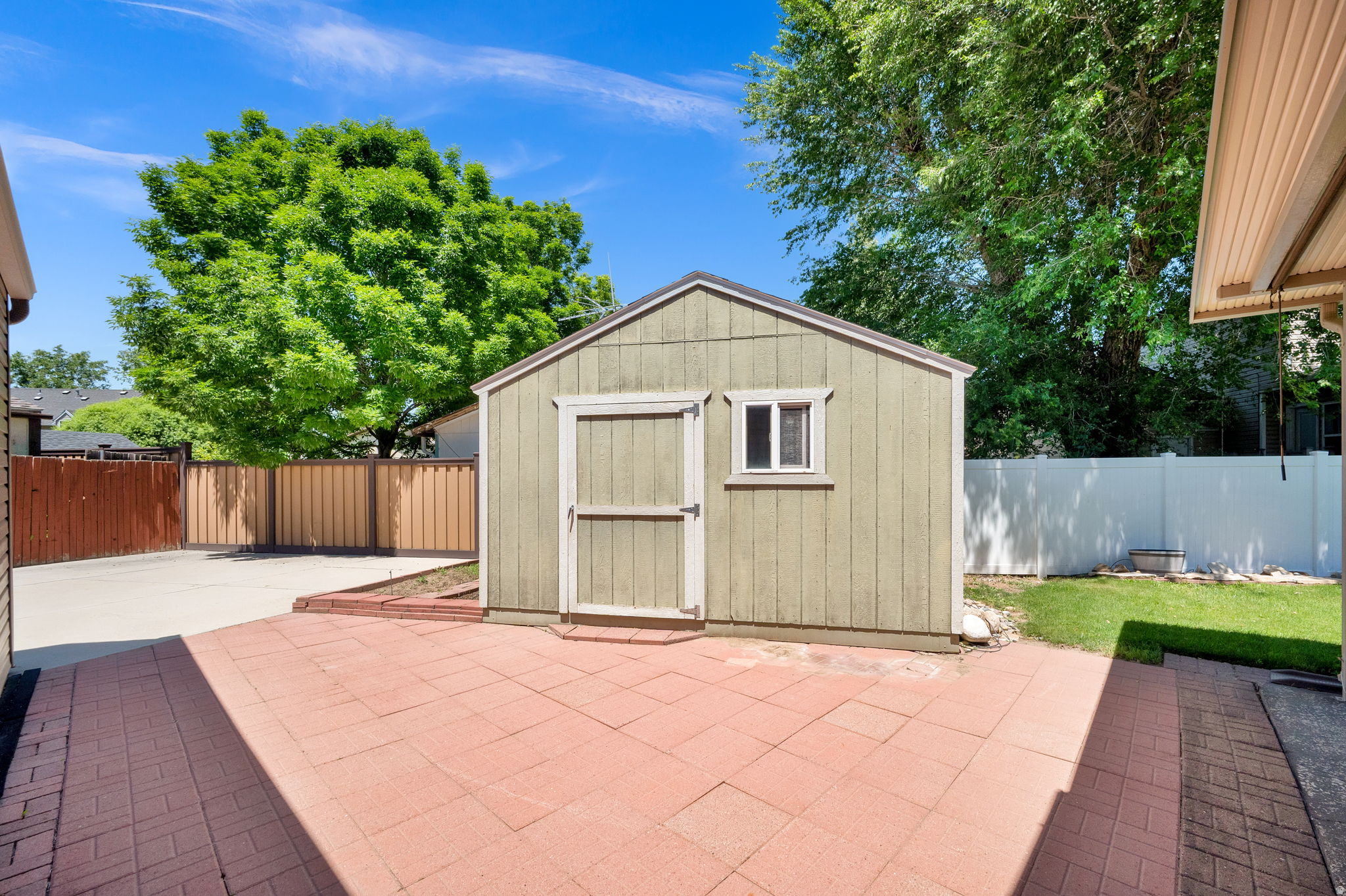 main property photo 60