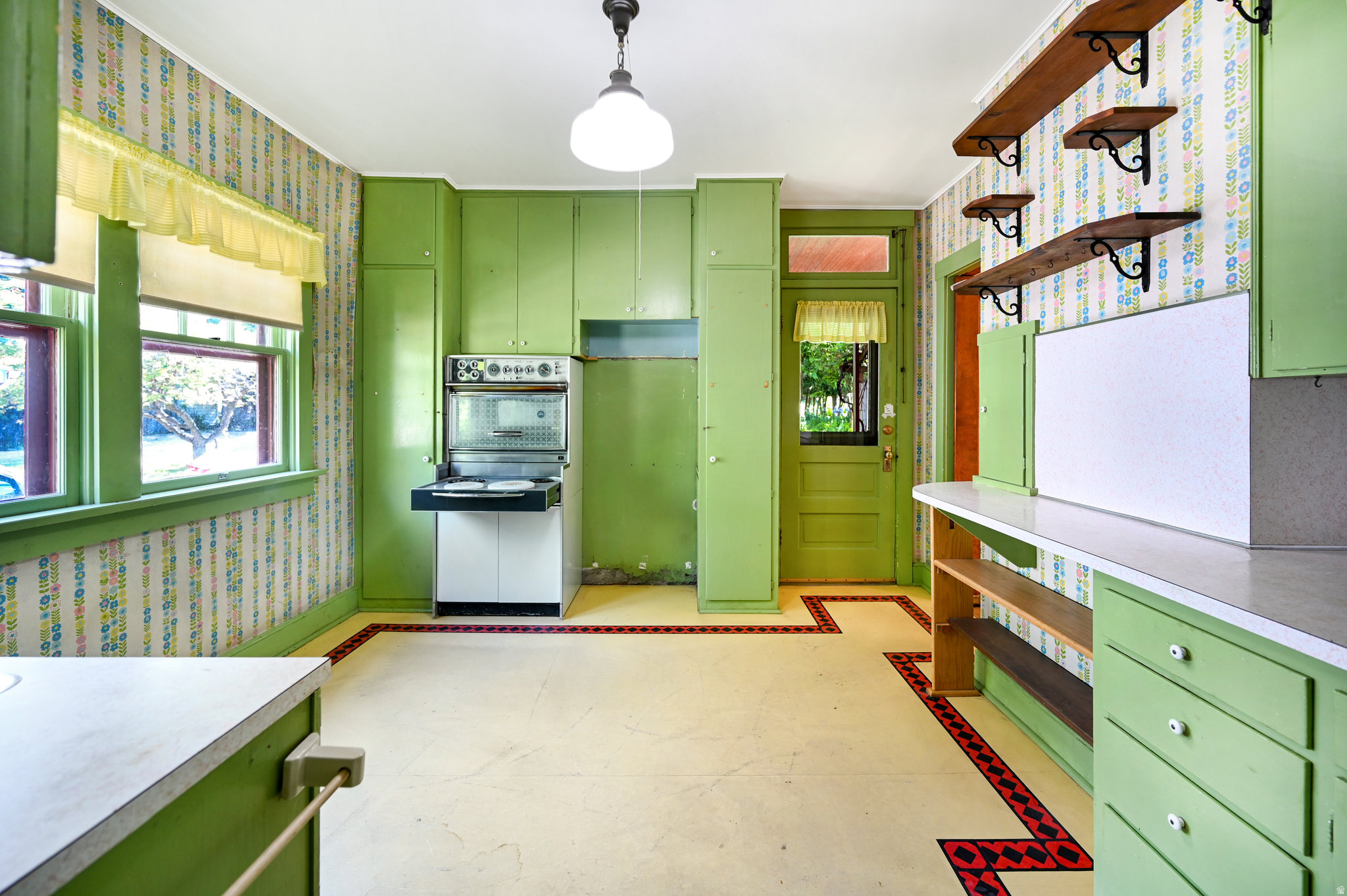 main property photo 12