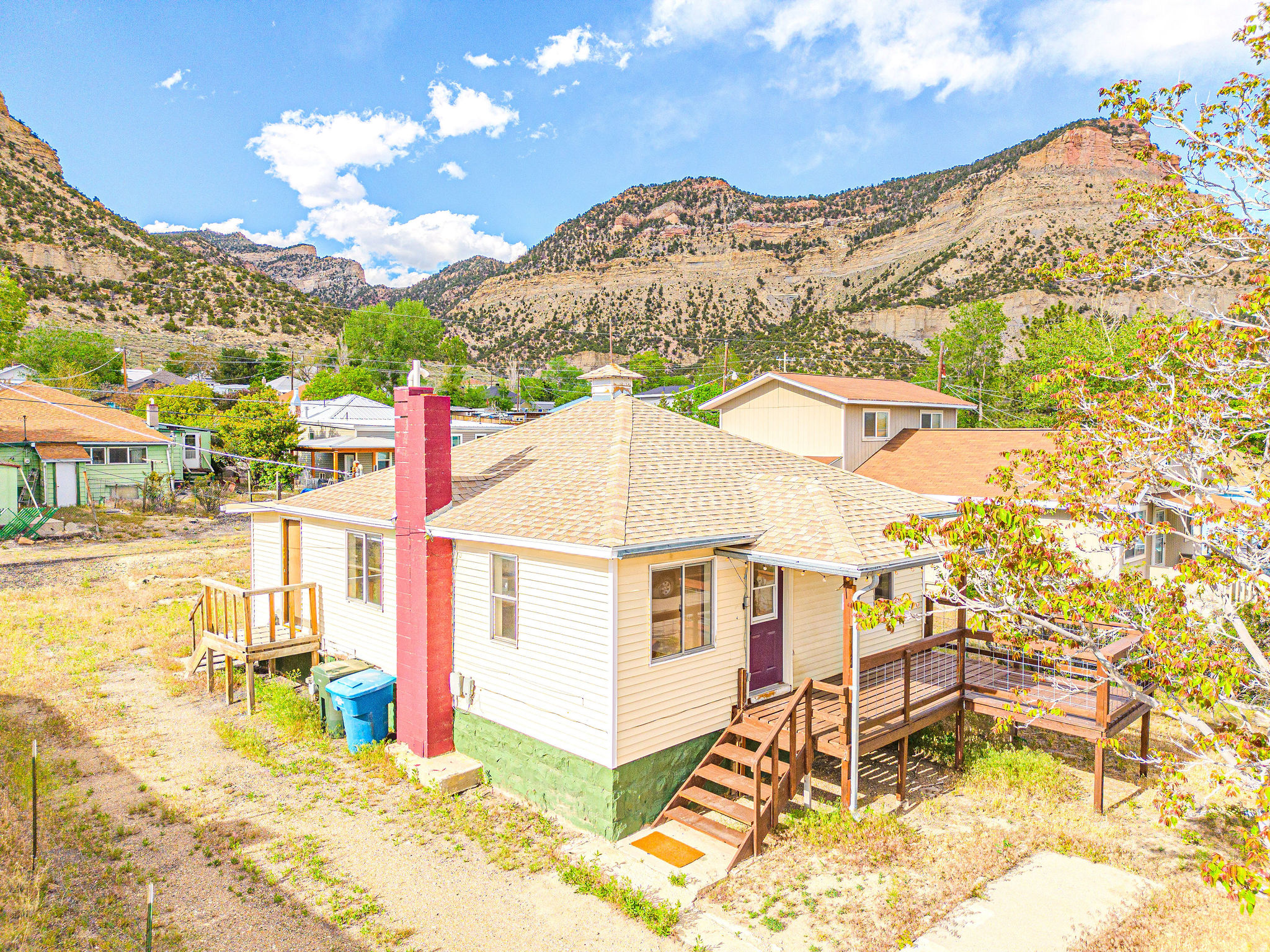 main property photo 34