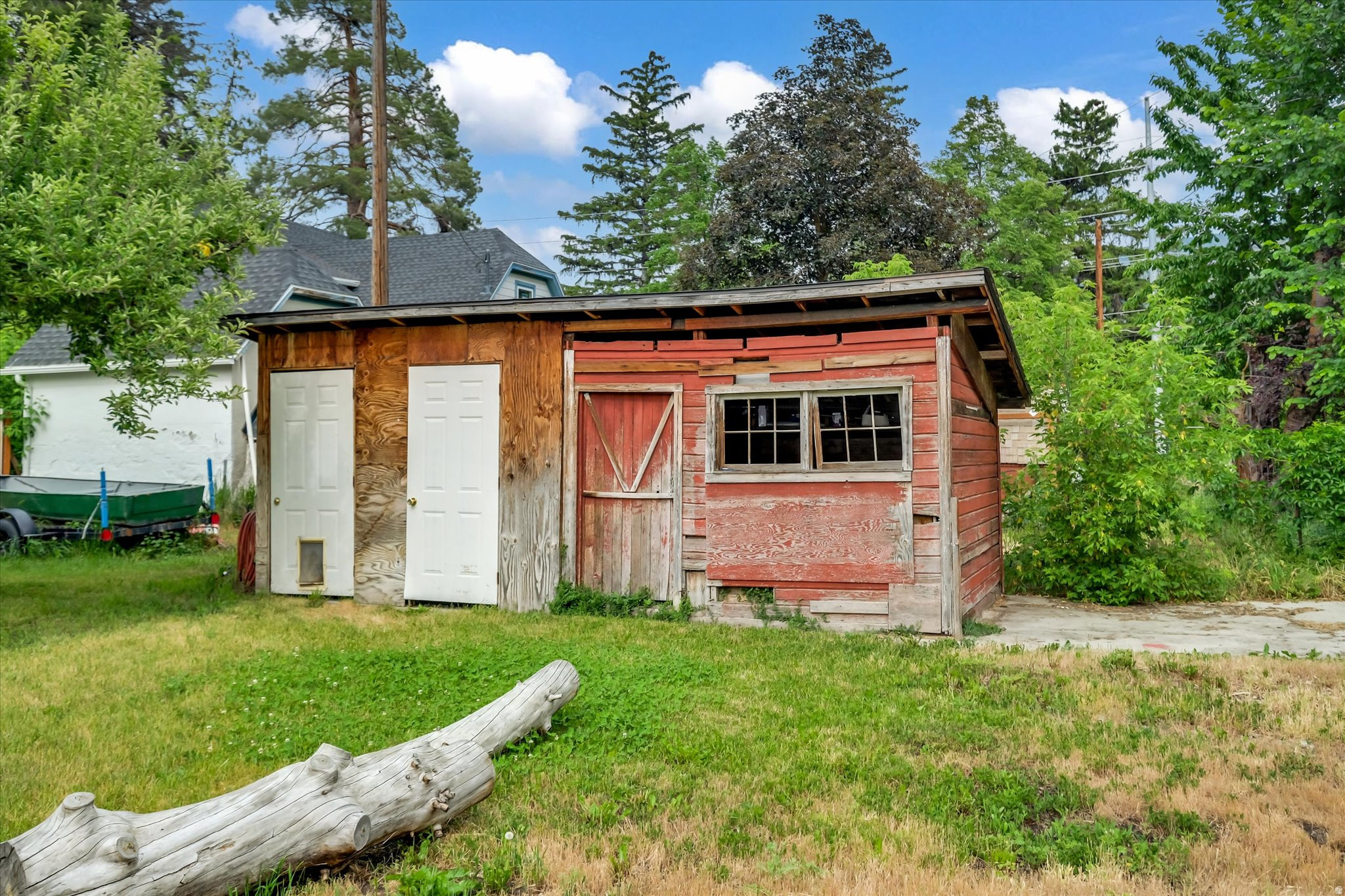main property photo 44