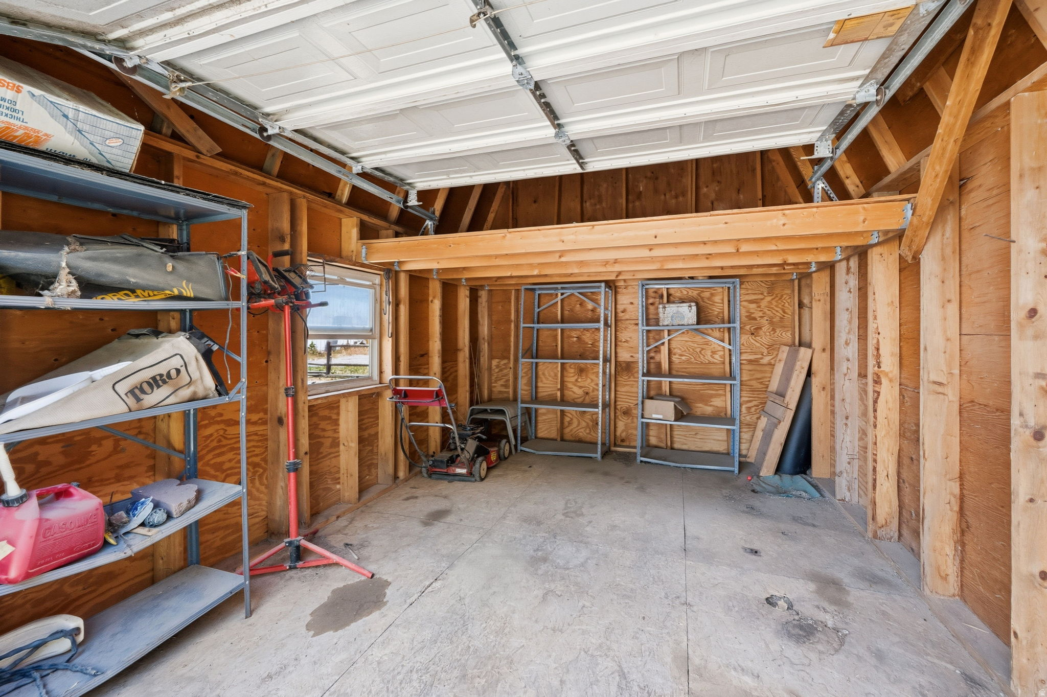 main property photo 43