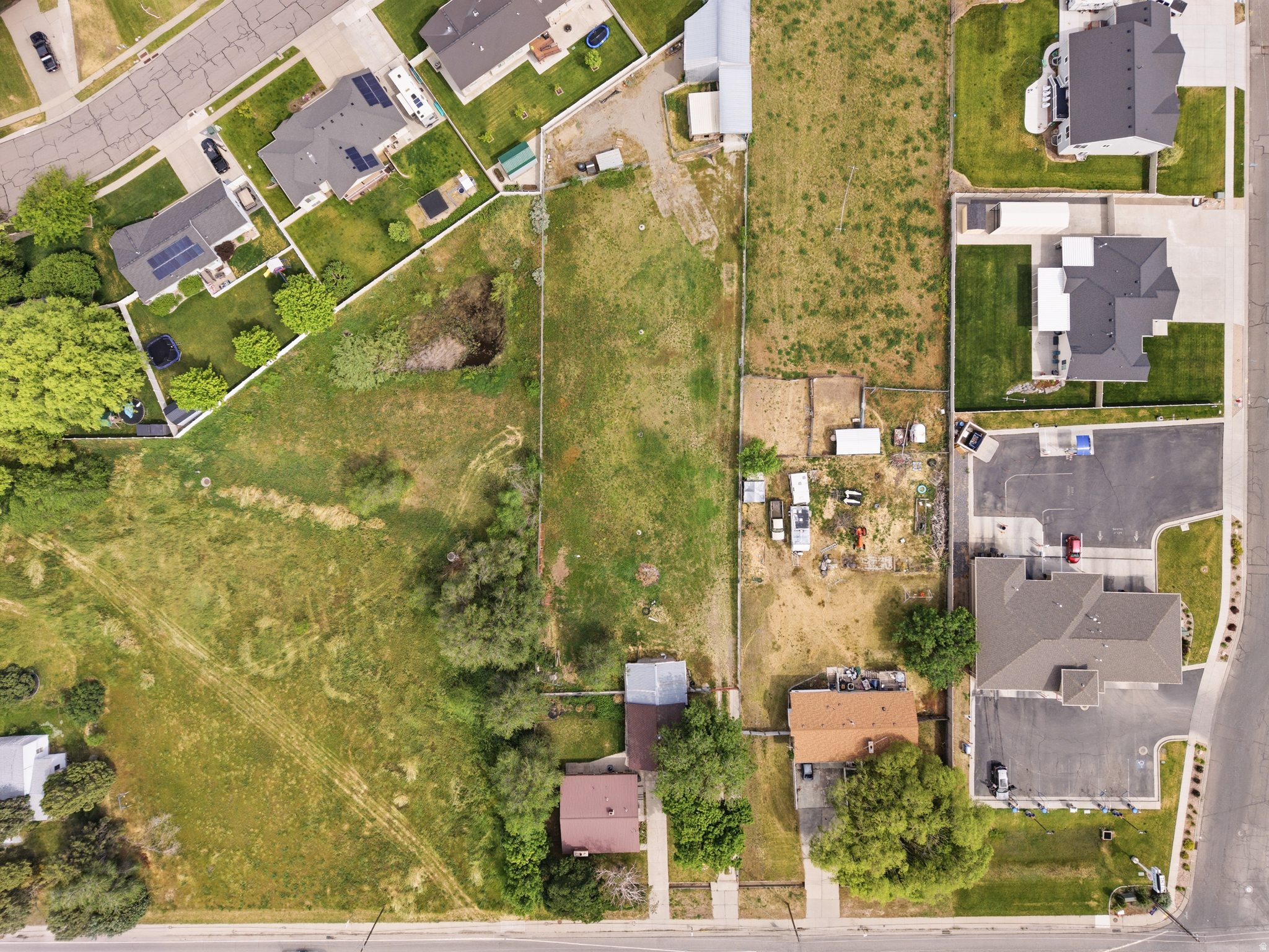 main property photo 26
