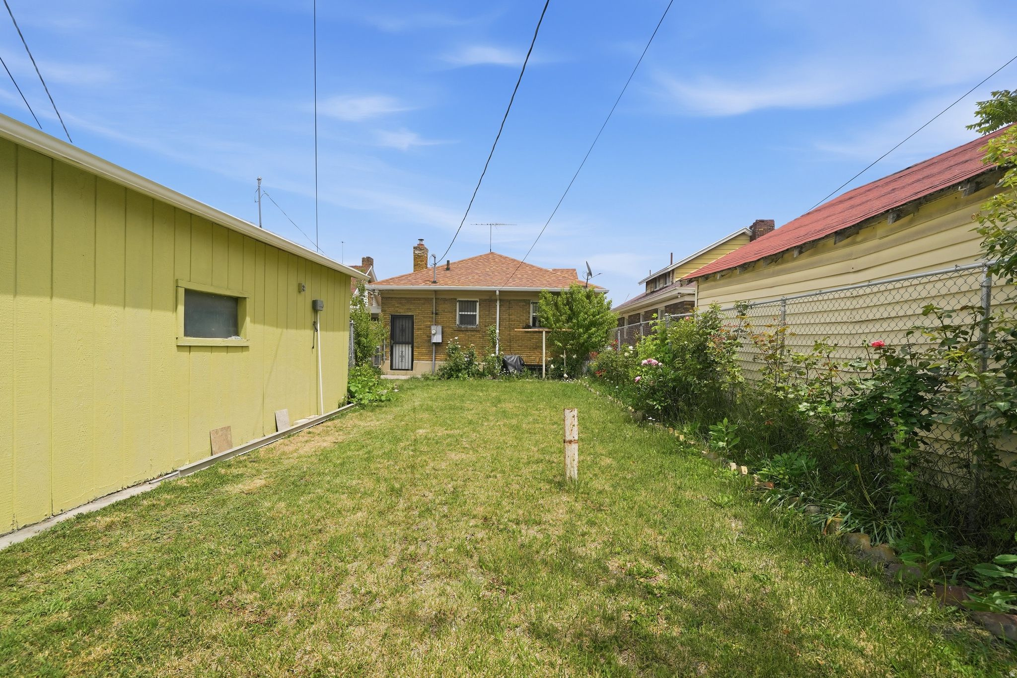main property photo 15
