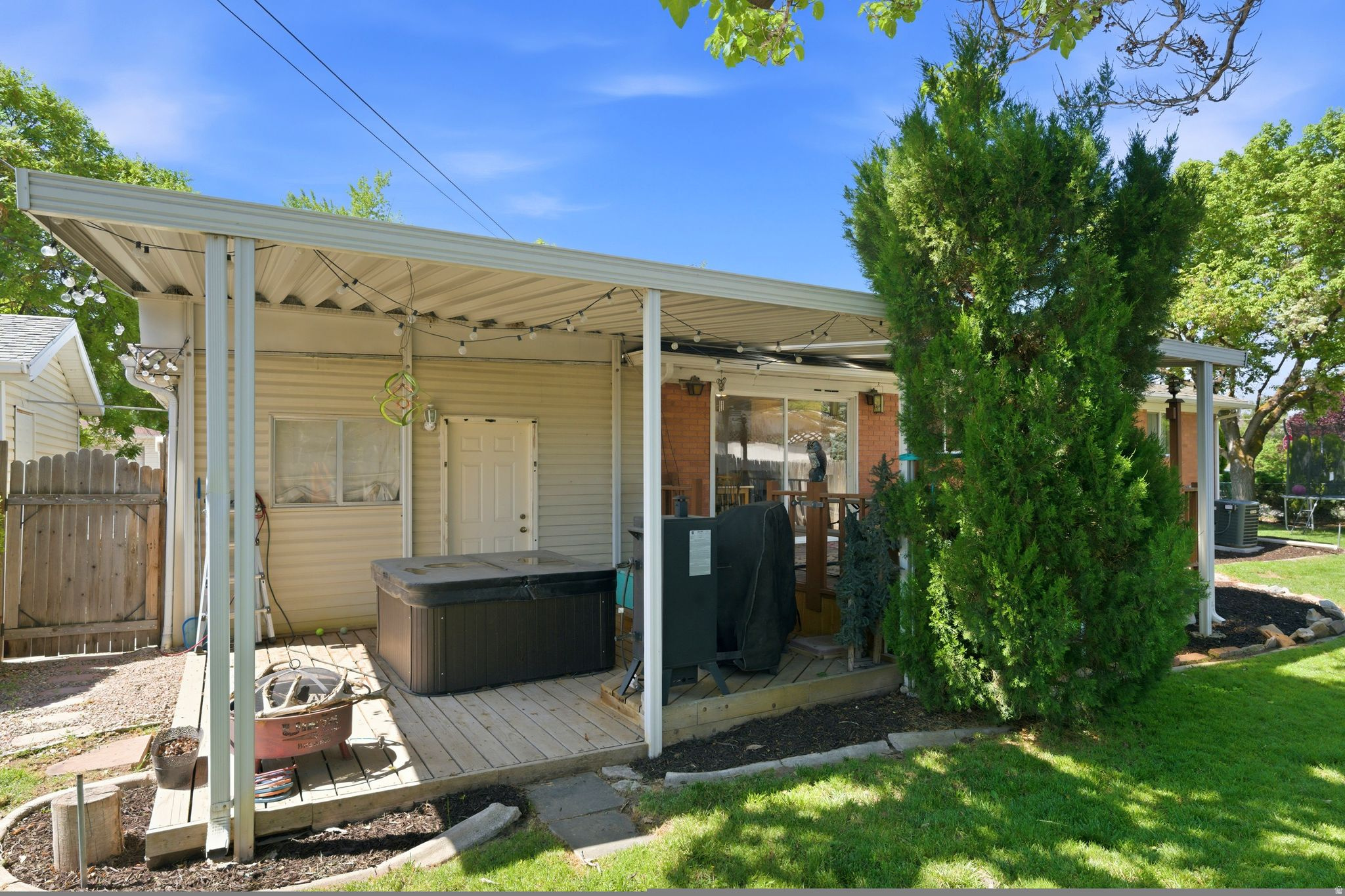 main property photo 44