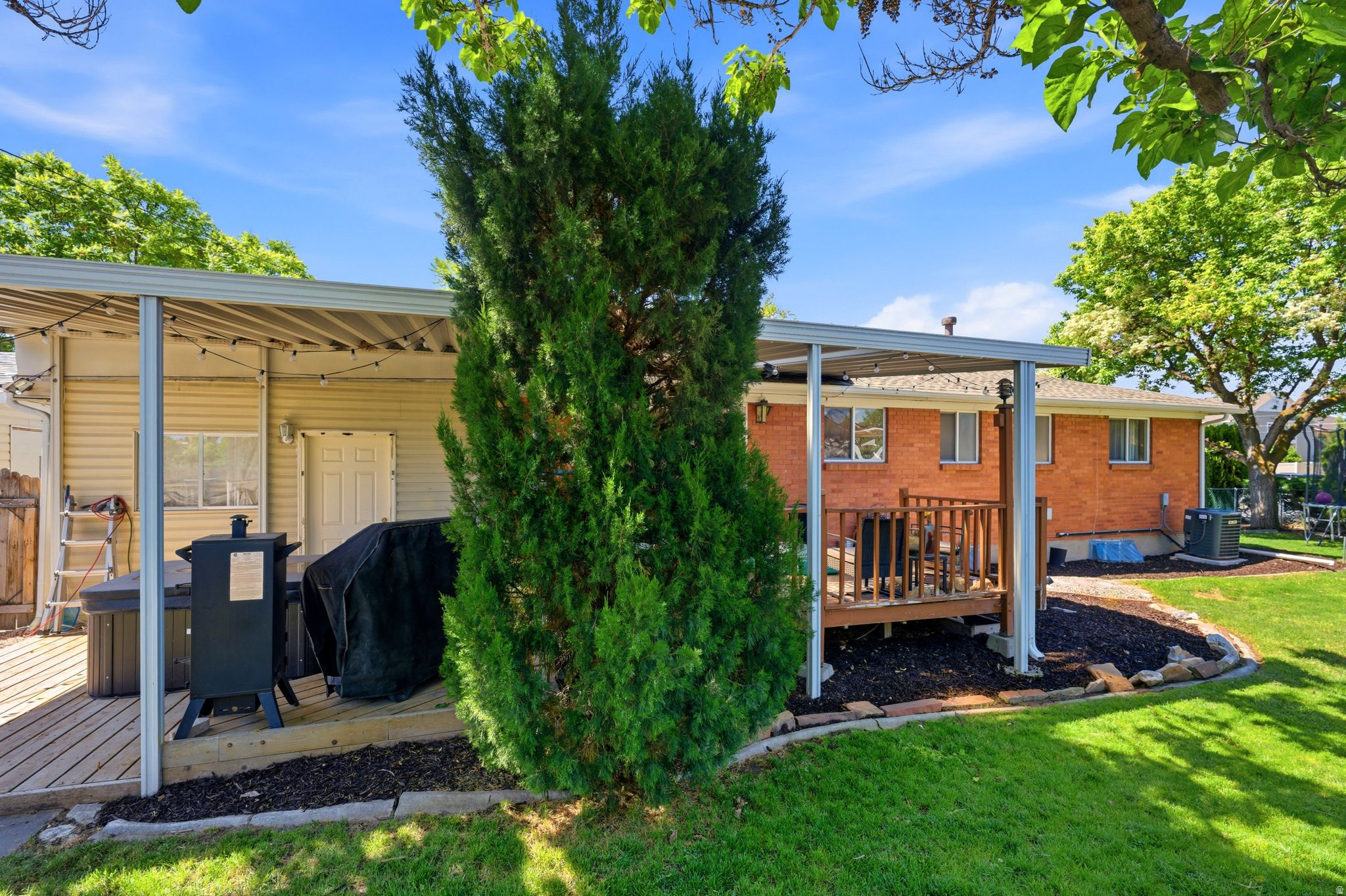 main property photo 45