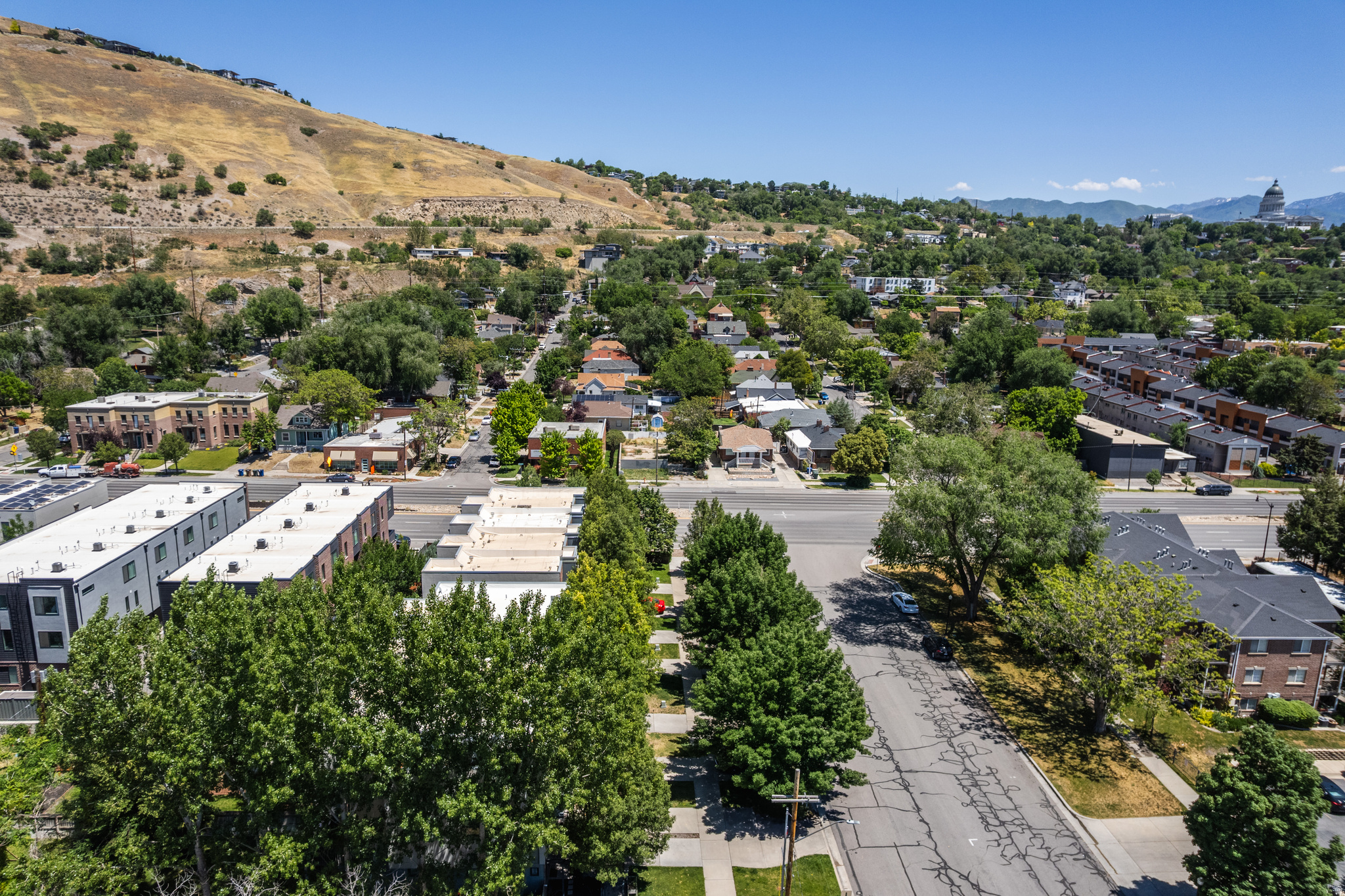 main property photo 50
