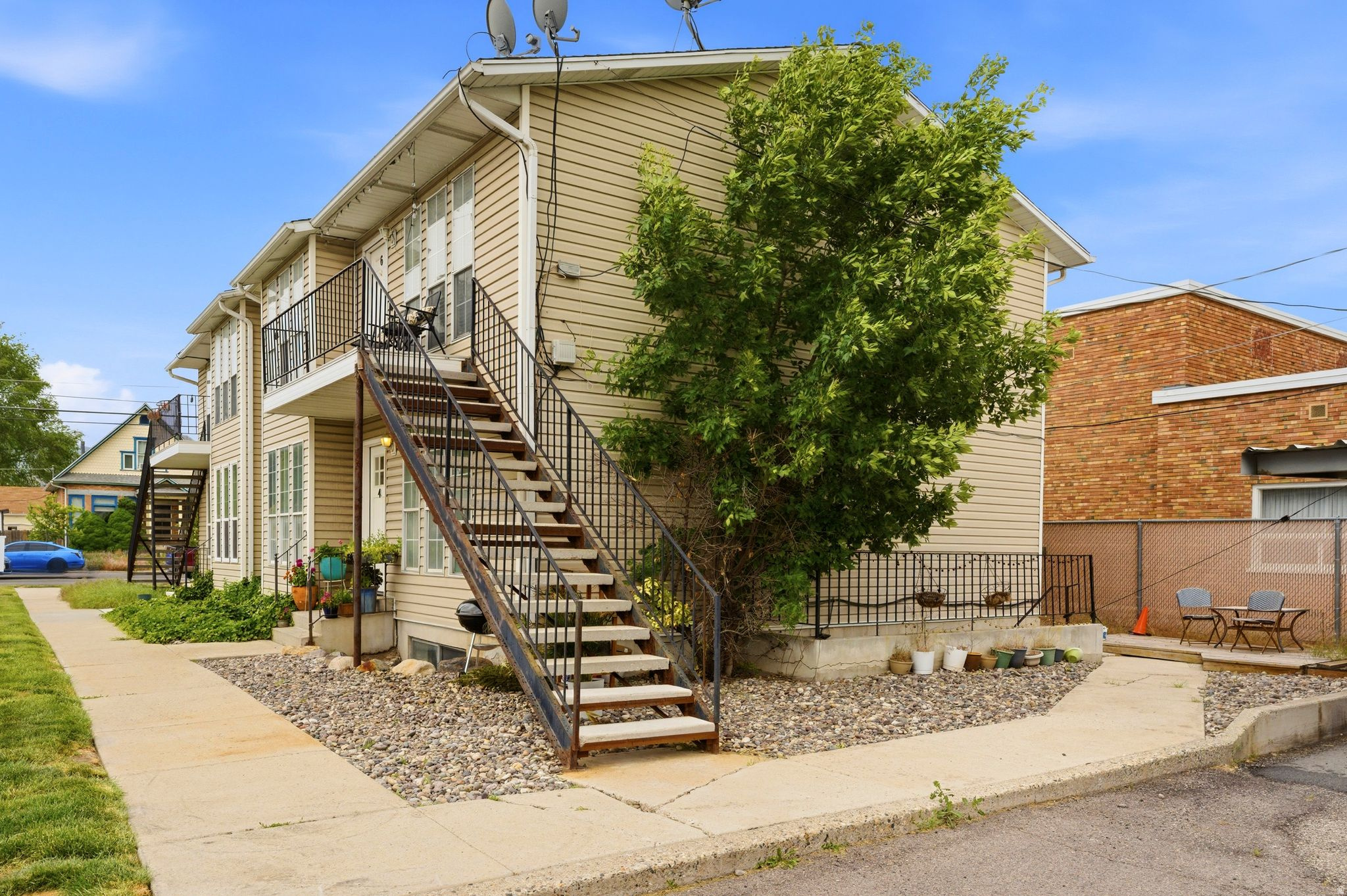 main property photo 20