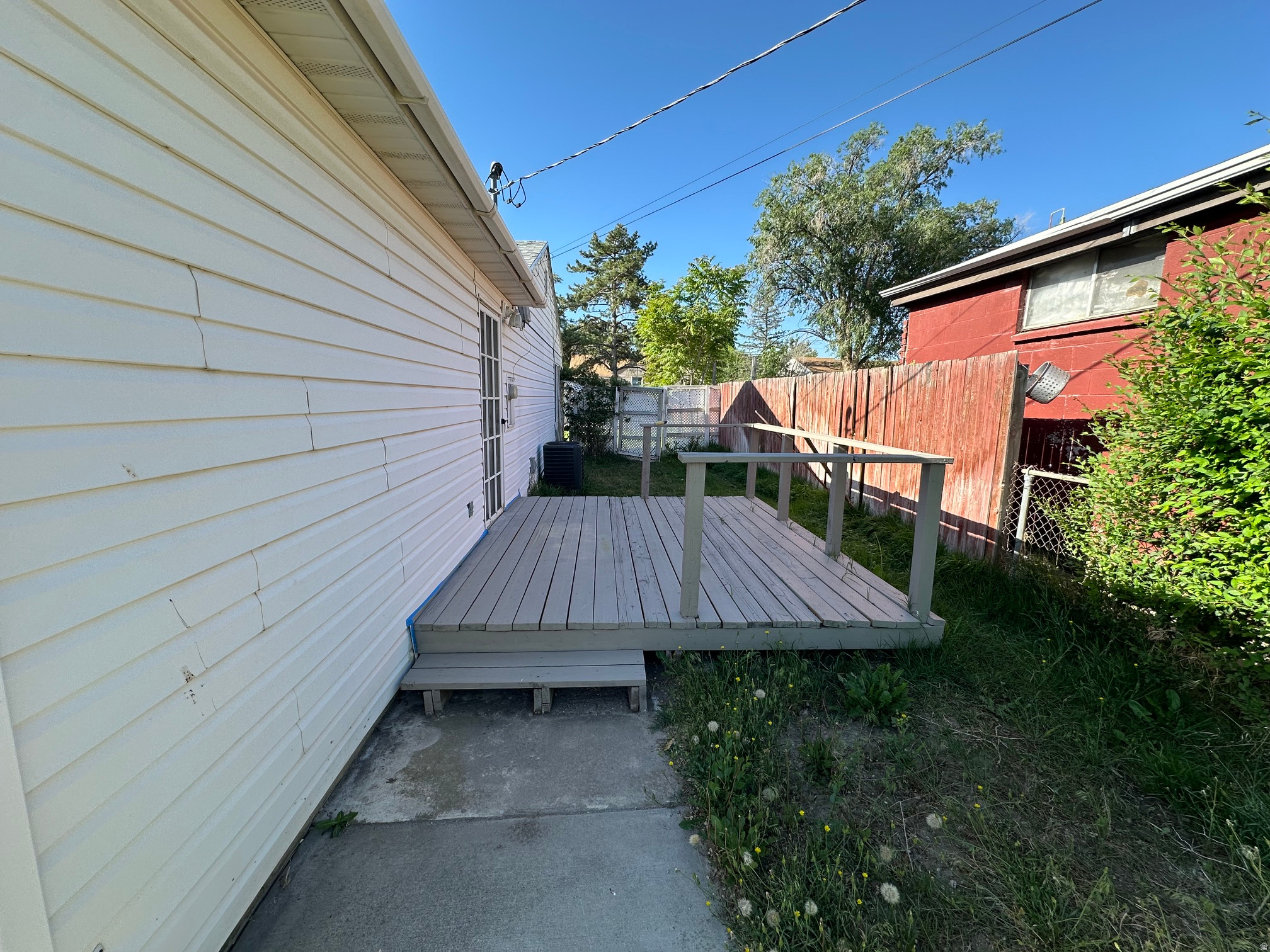 main property photo 30