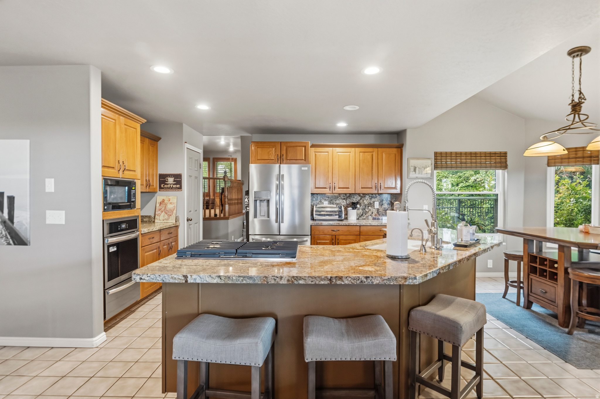 main property photo 24