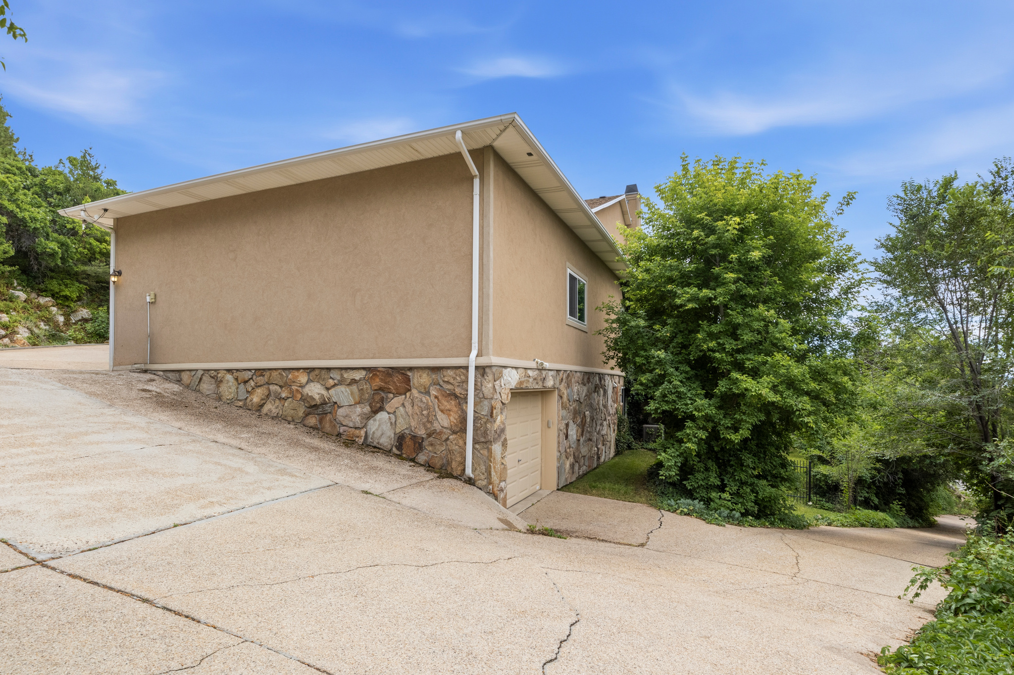 main property photo 64
