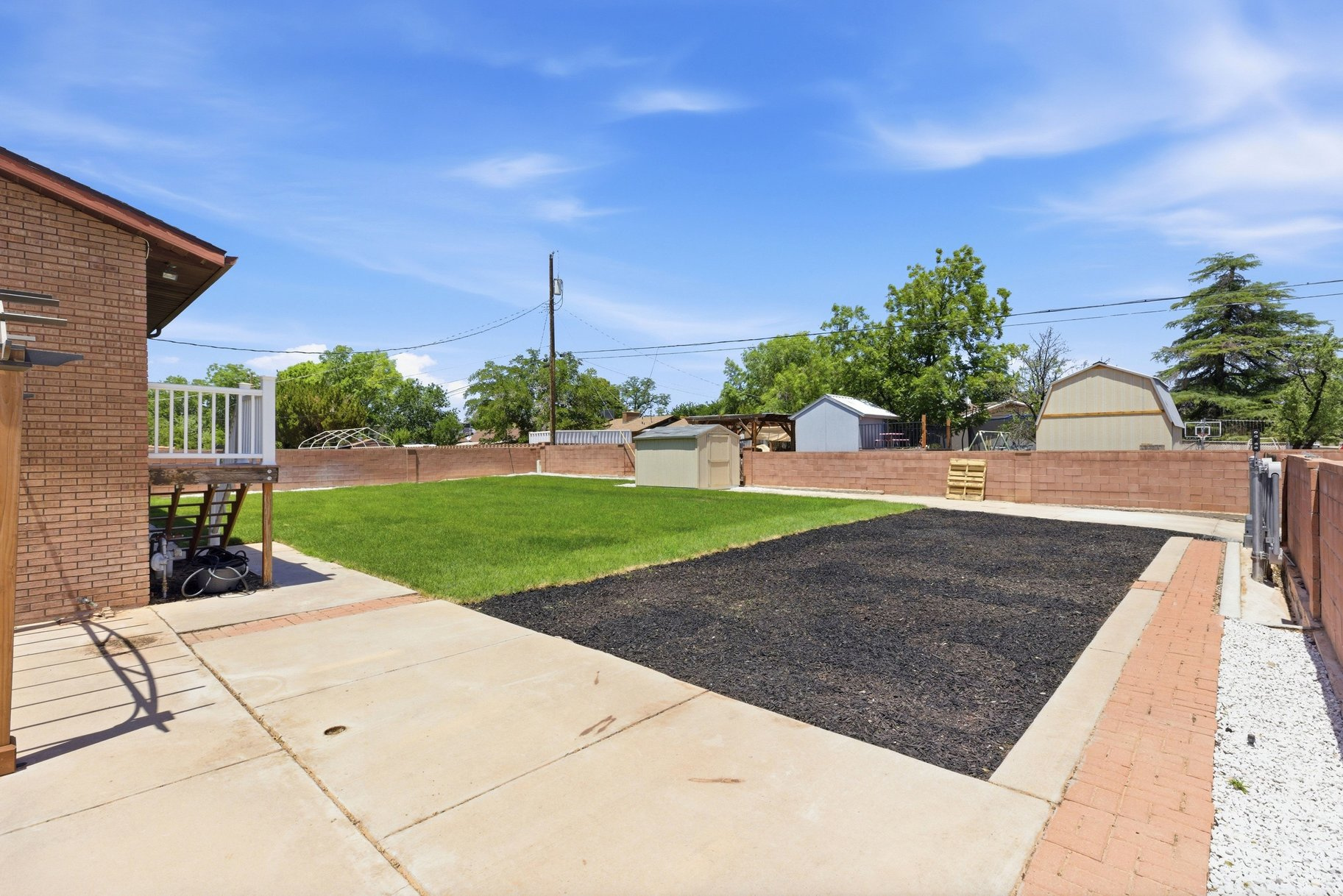 main property photo 38