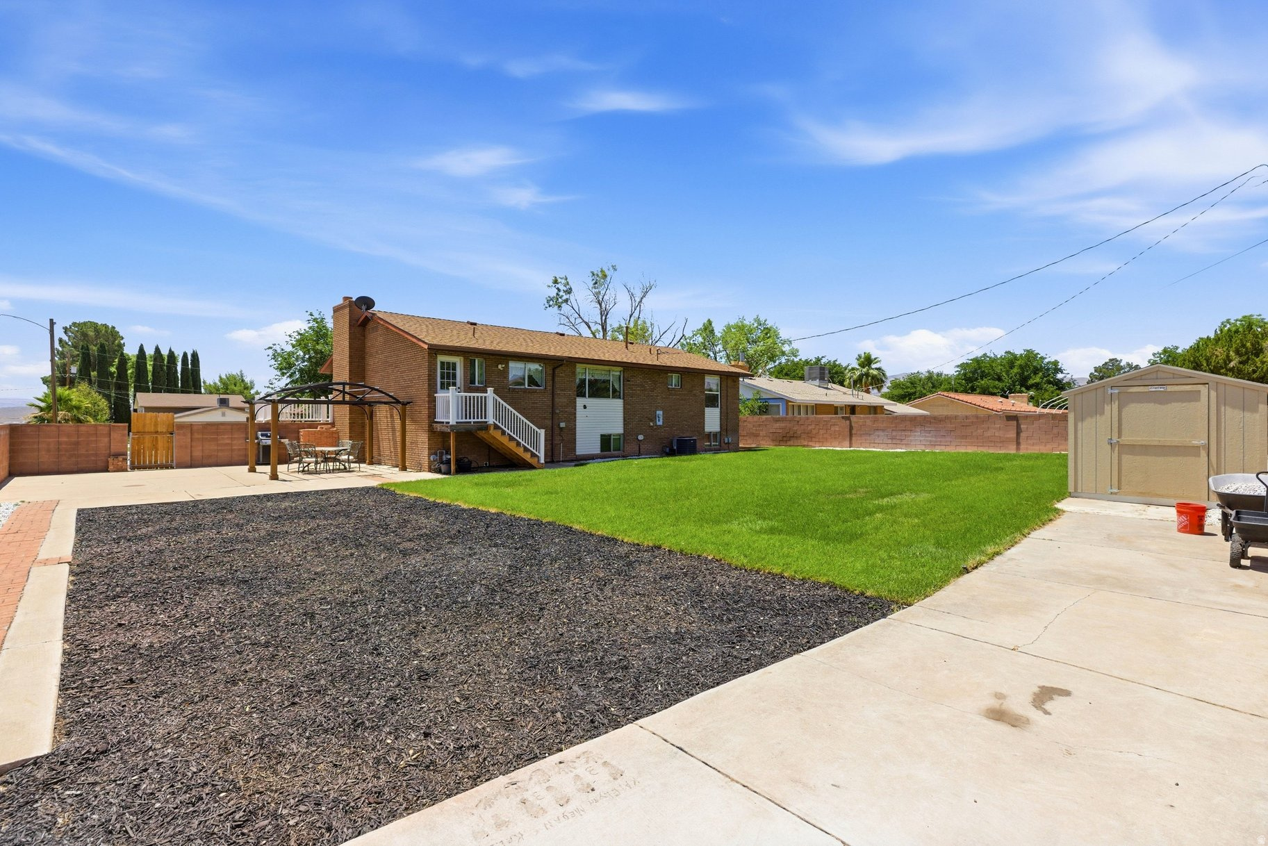 main property photo 39