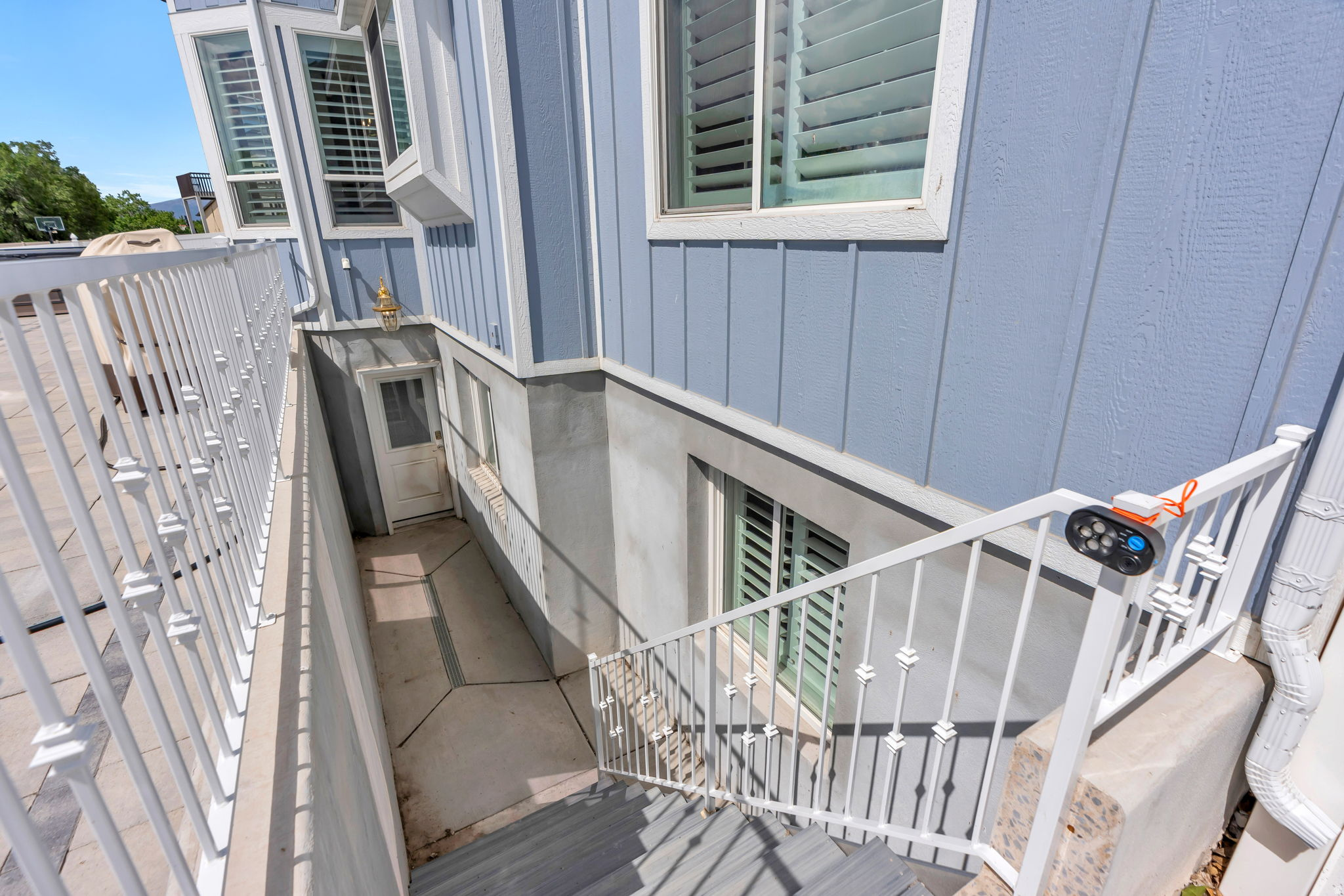 main property photo 64