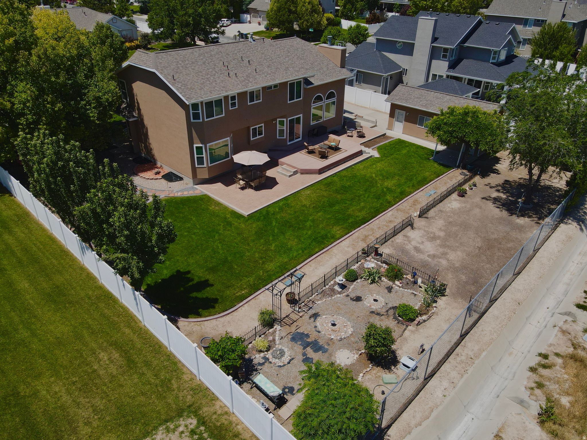 main property photo 55