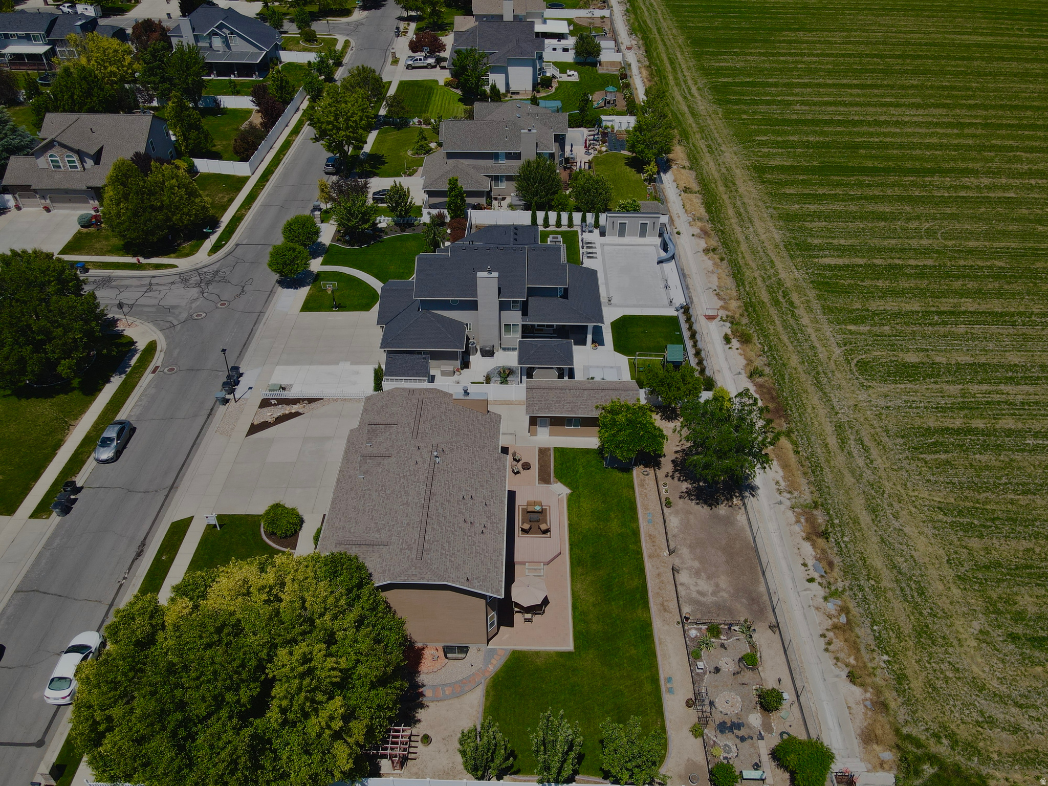main property photo 61