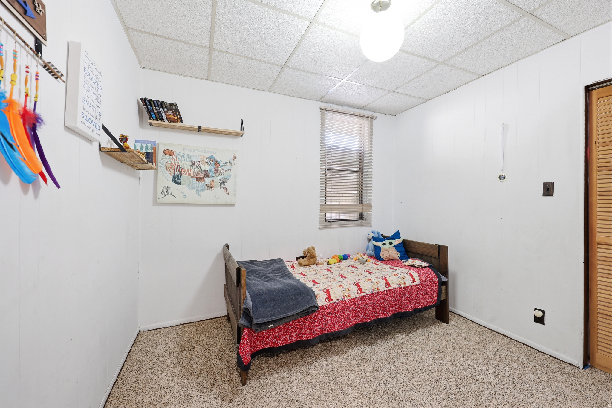 main property photo 17