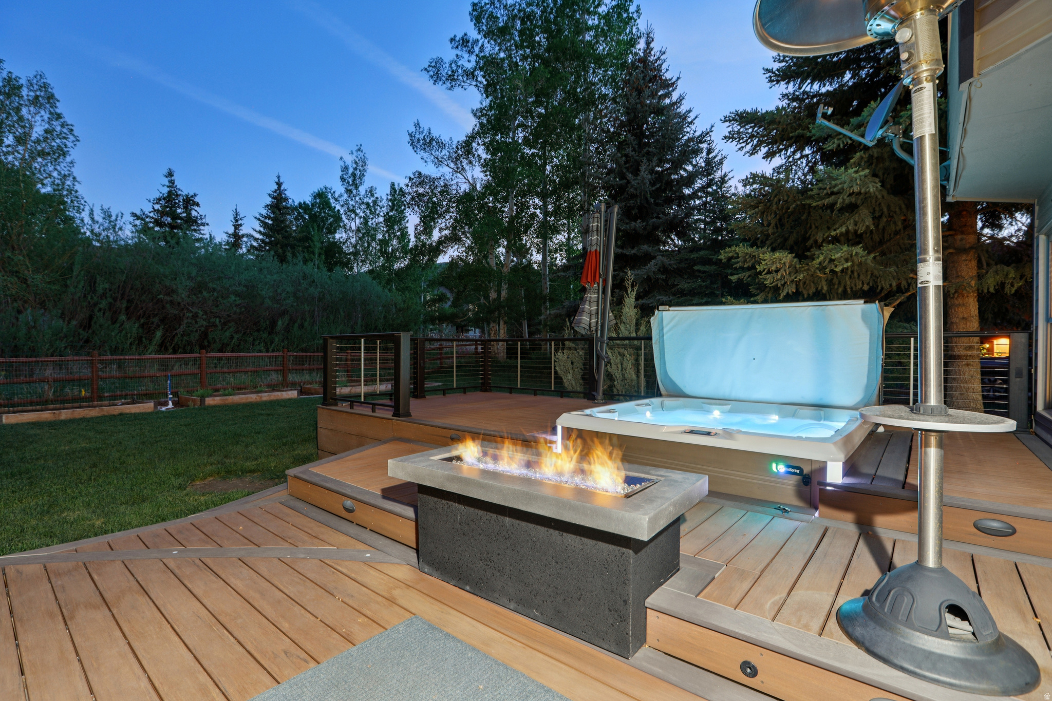 main property photo 32
