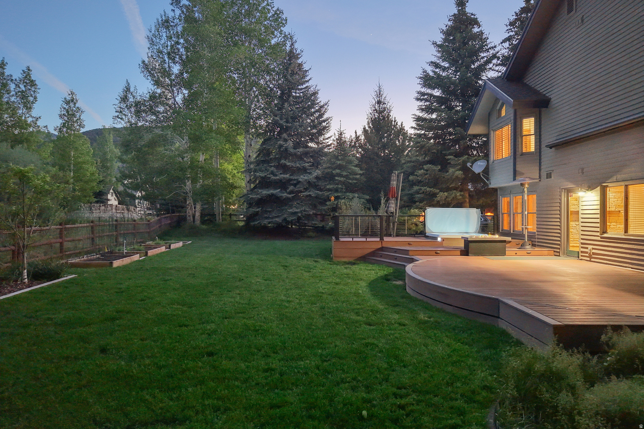 main property photo 33