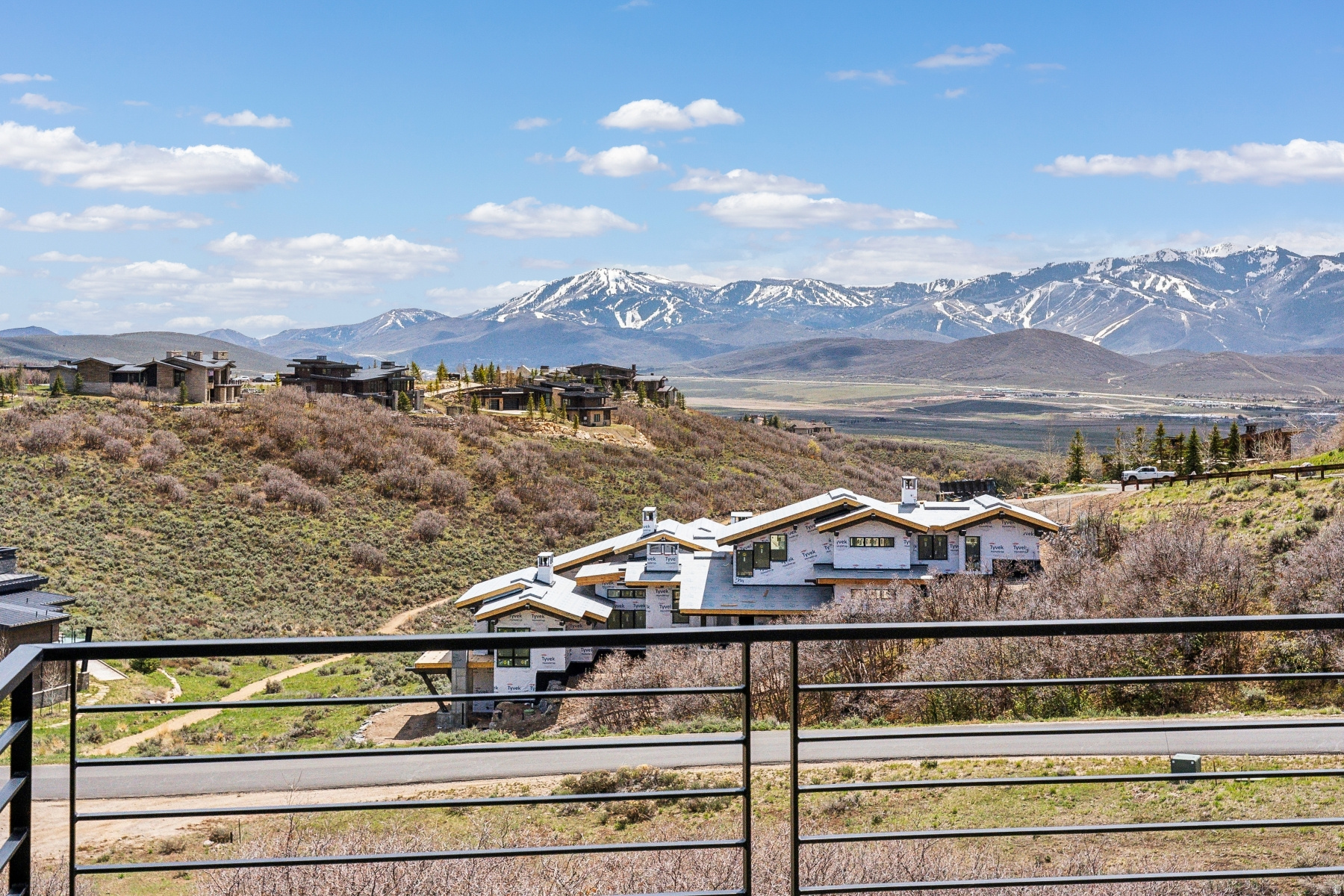 main property photo 9
