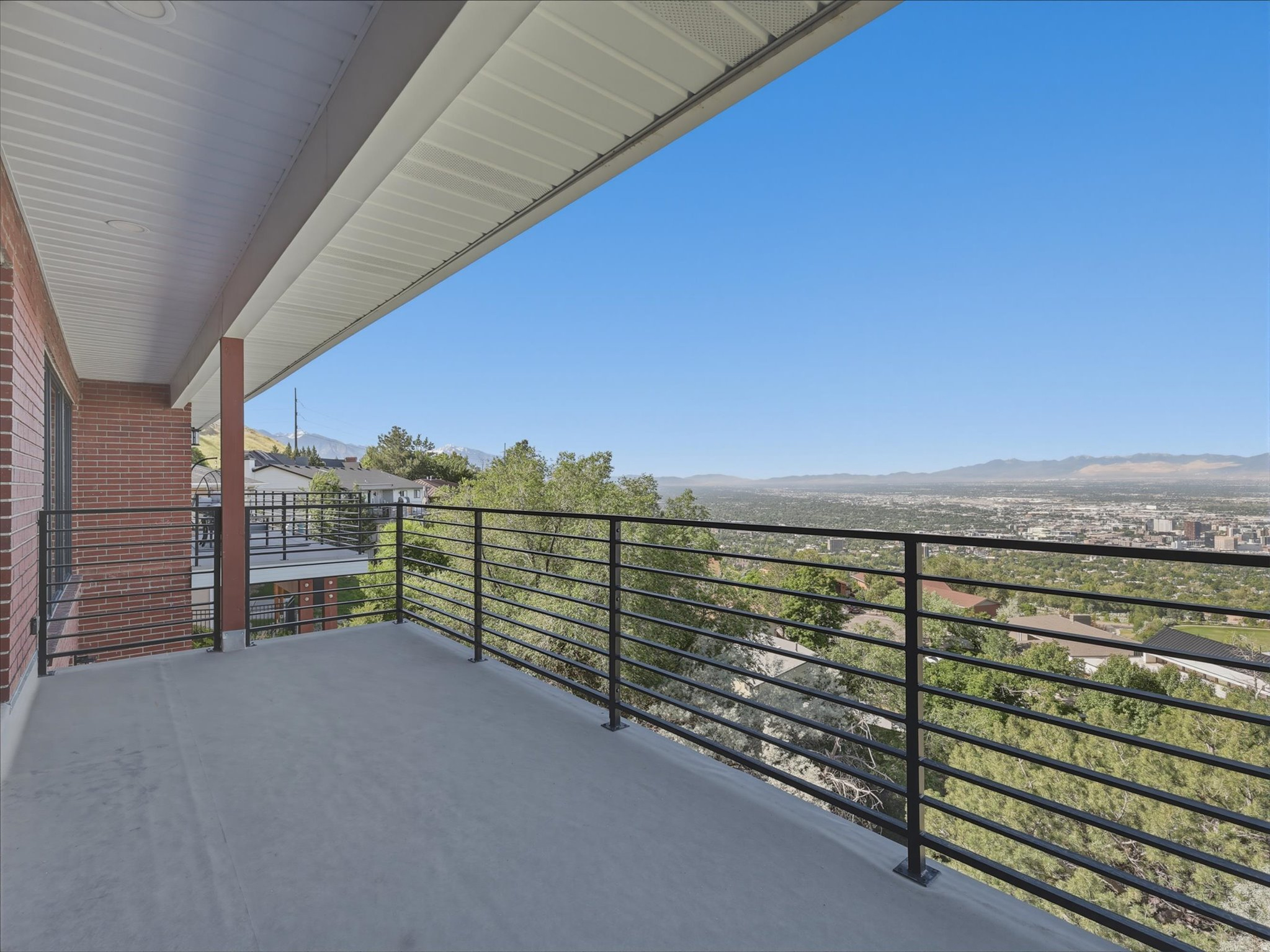 main property photo 51