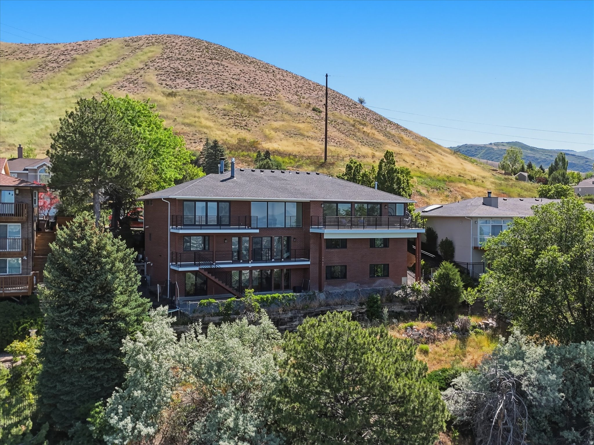 main property photo 54