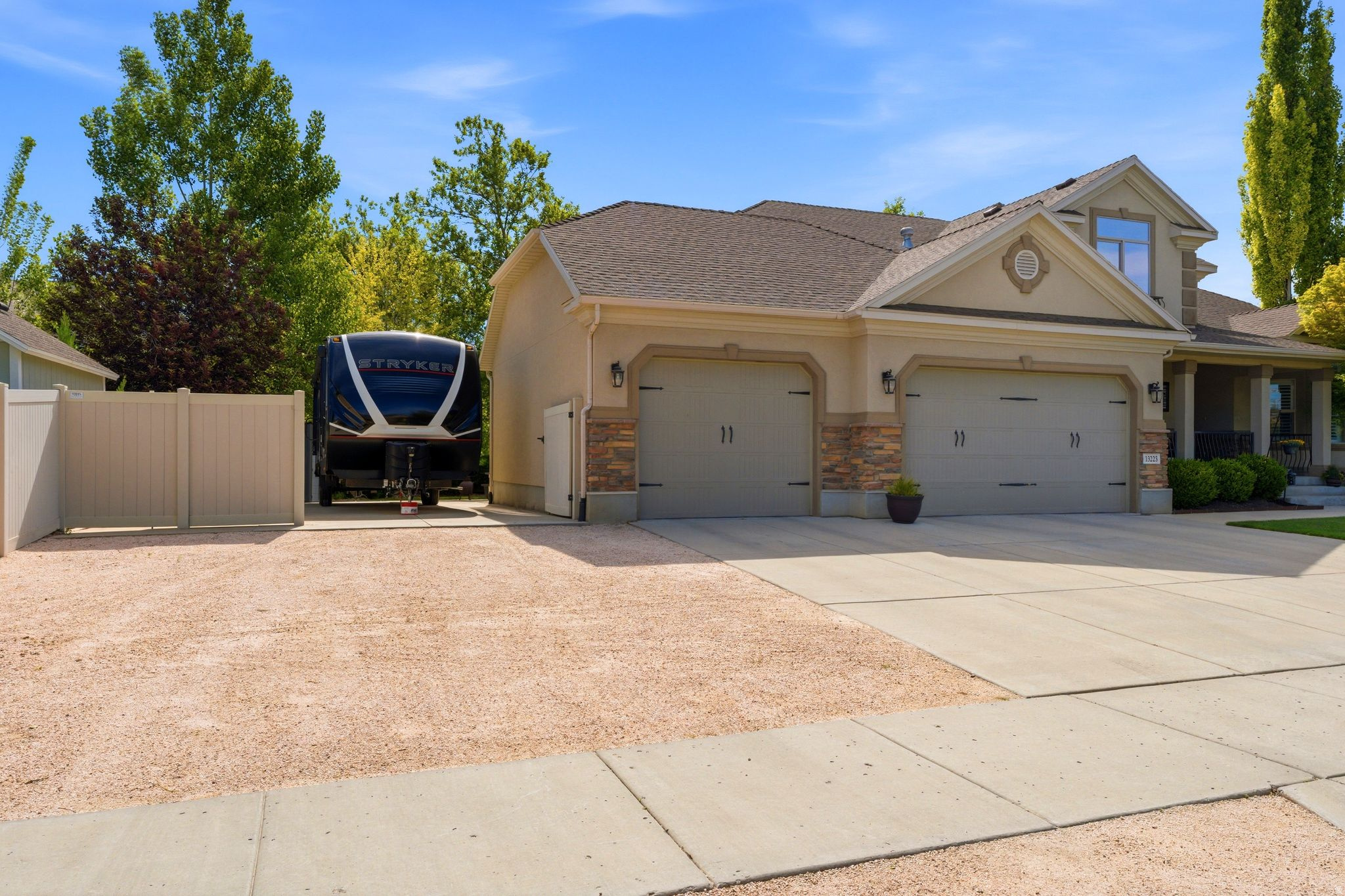 main property photo 66