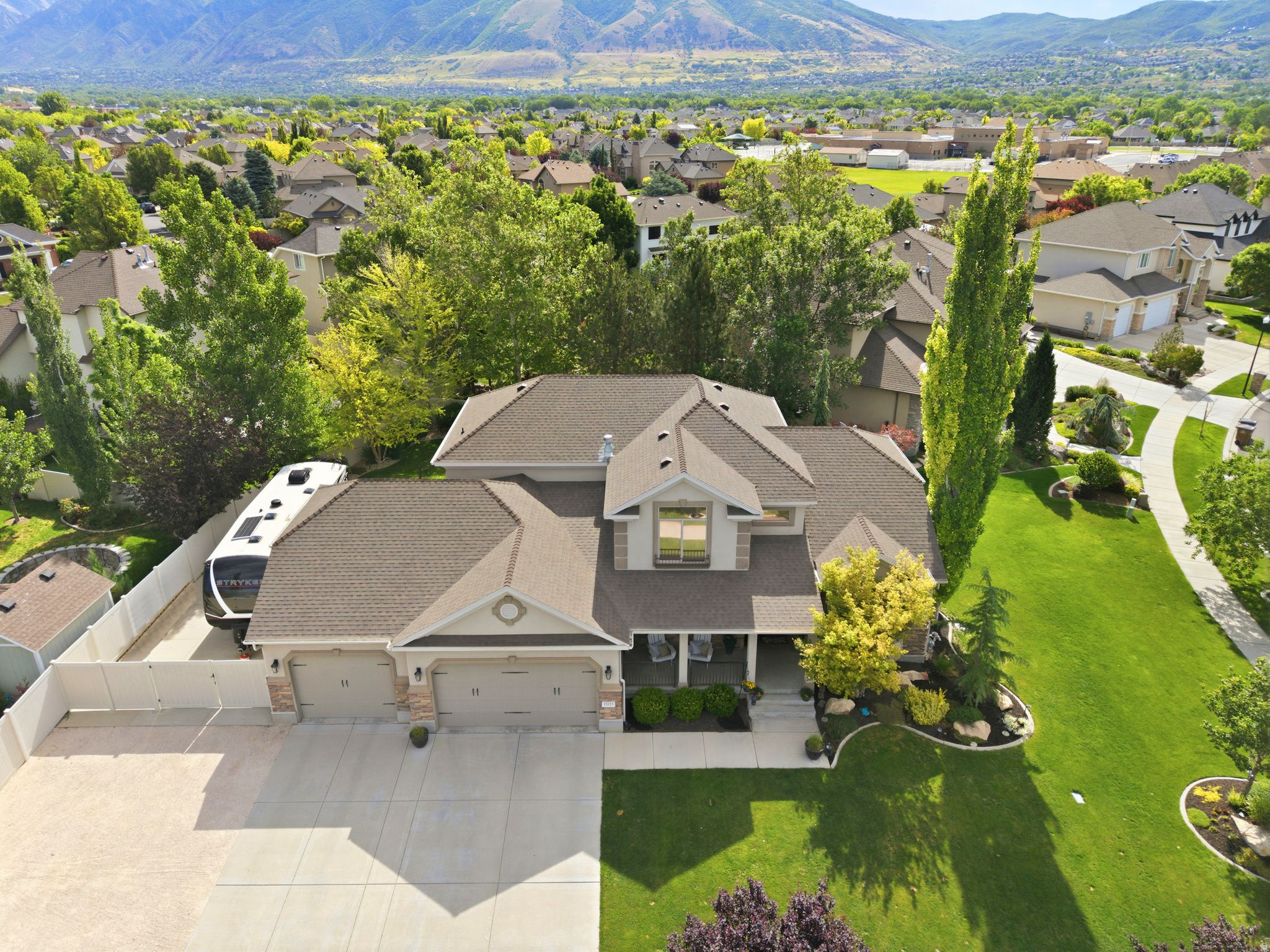 main property photo 67