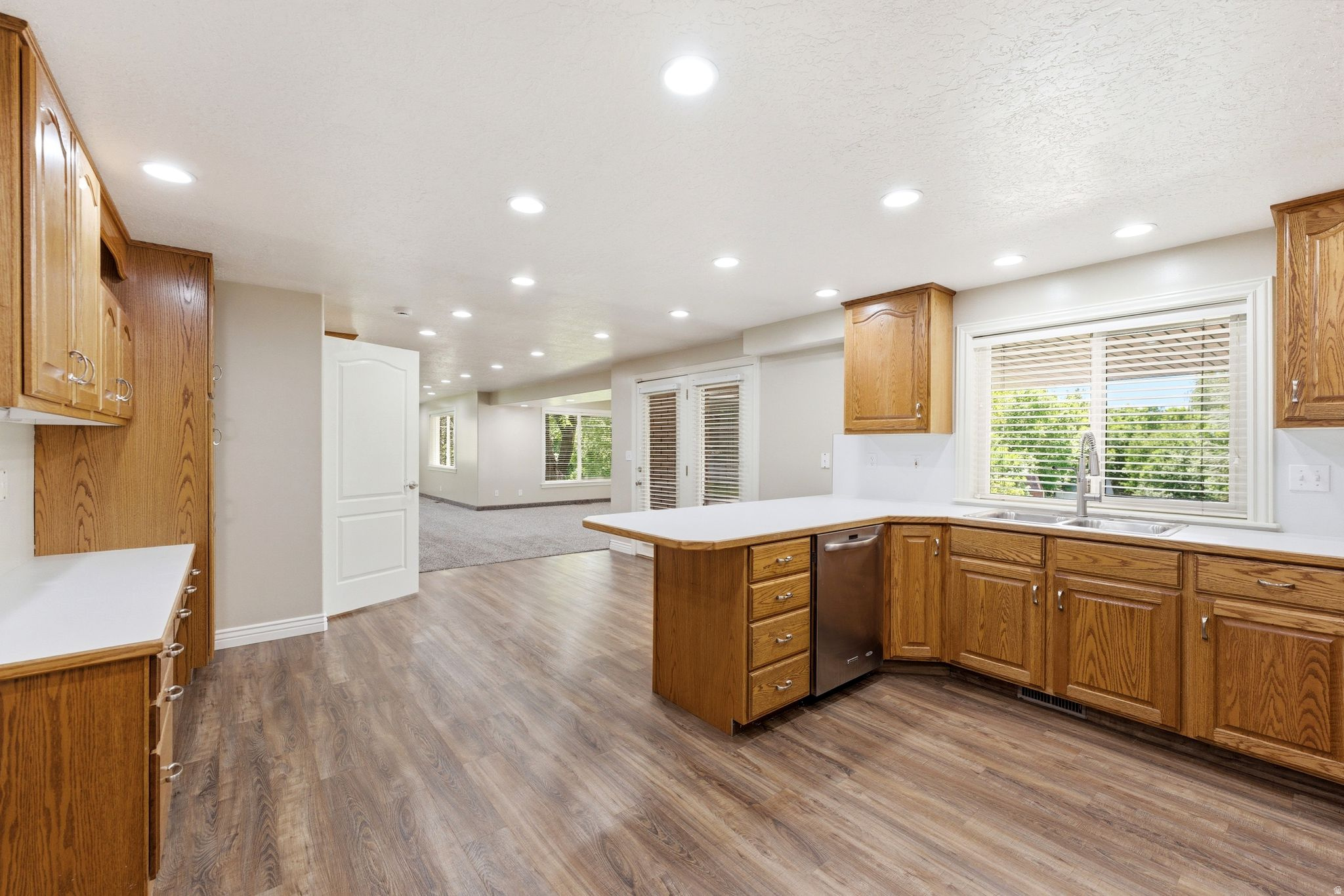 main property photo 59