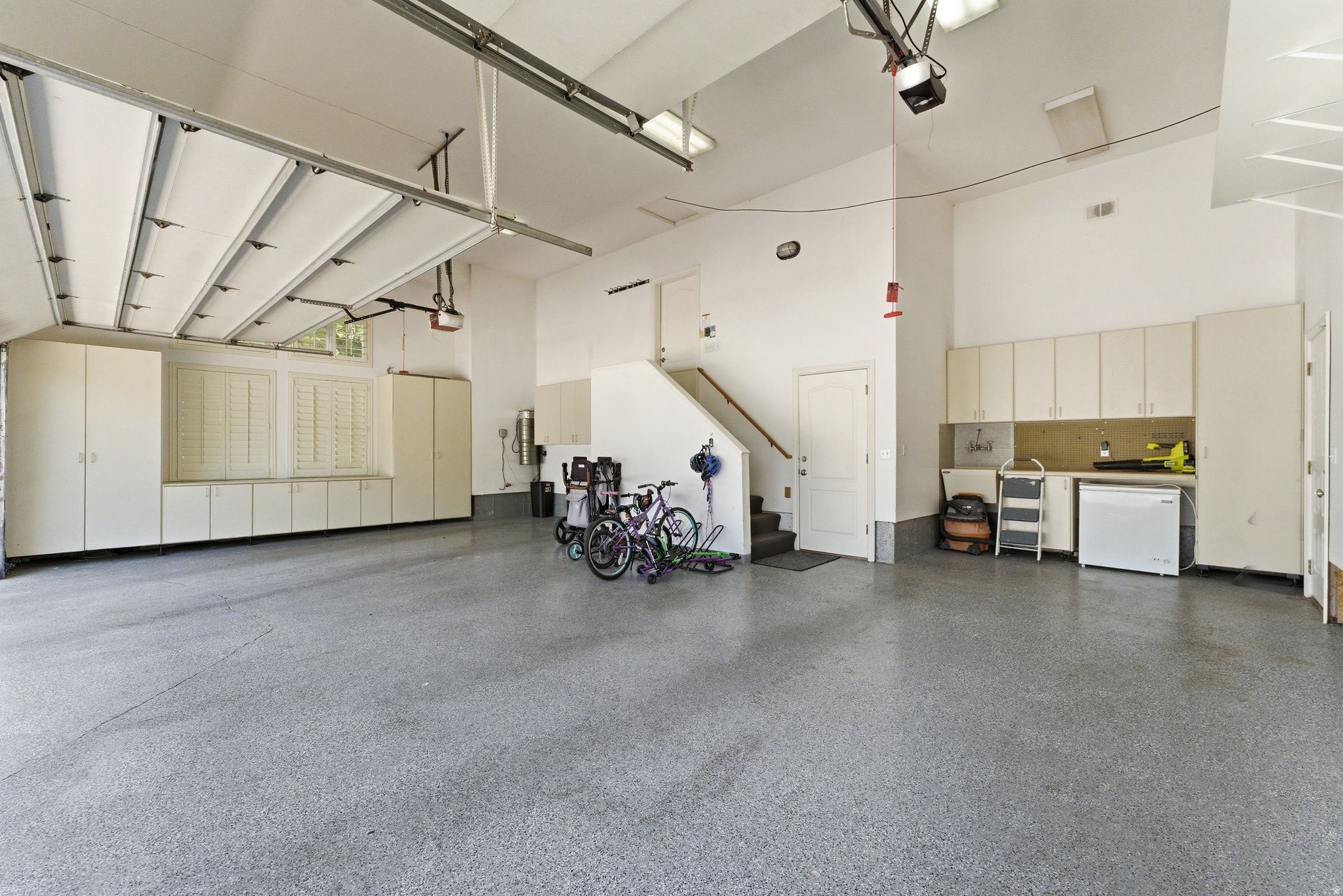 main property photo 71
