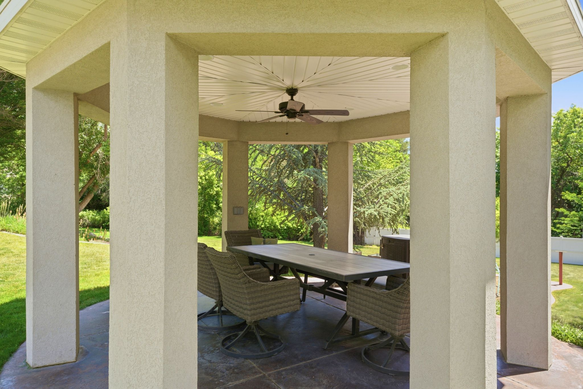 main property photo 81