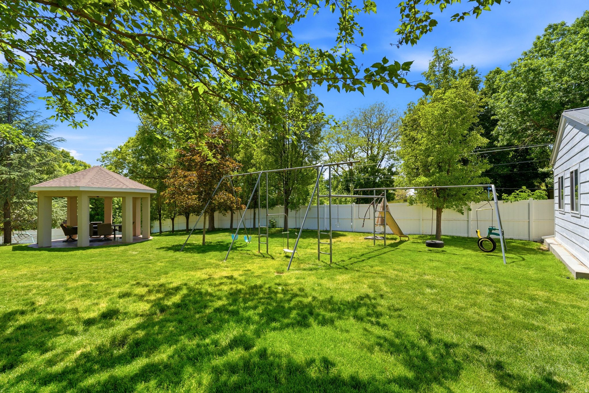 main property photo 84