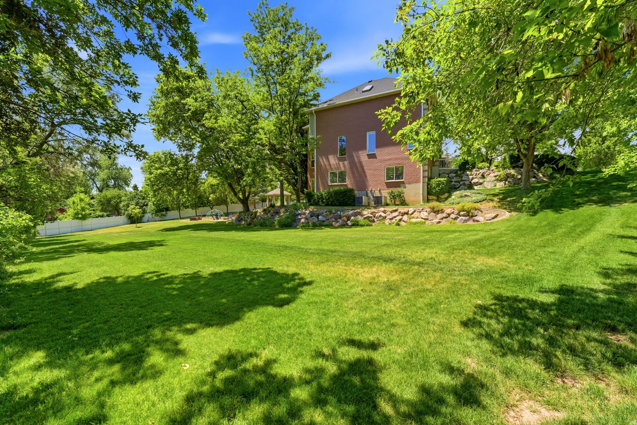 main property photo 91