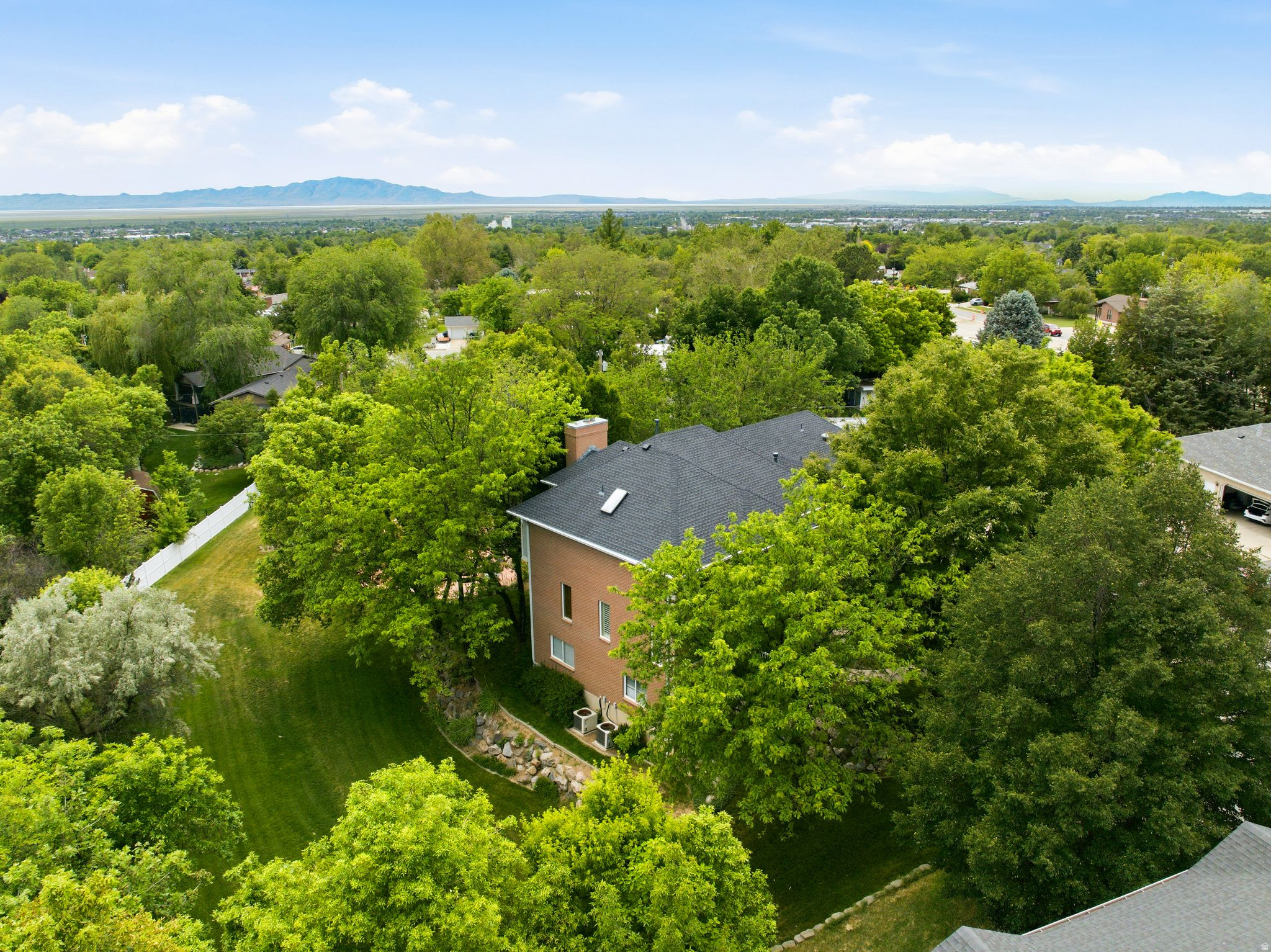 main property photo 94