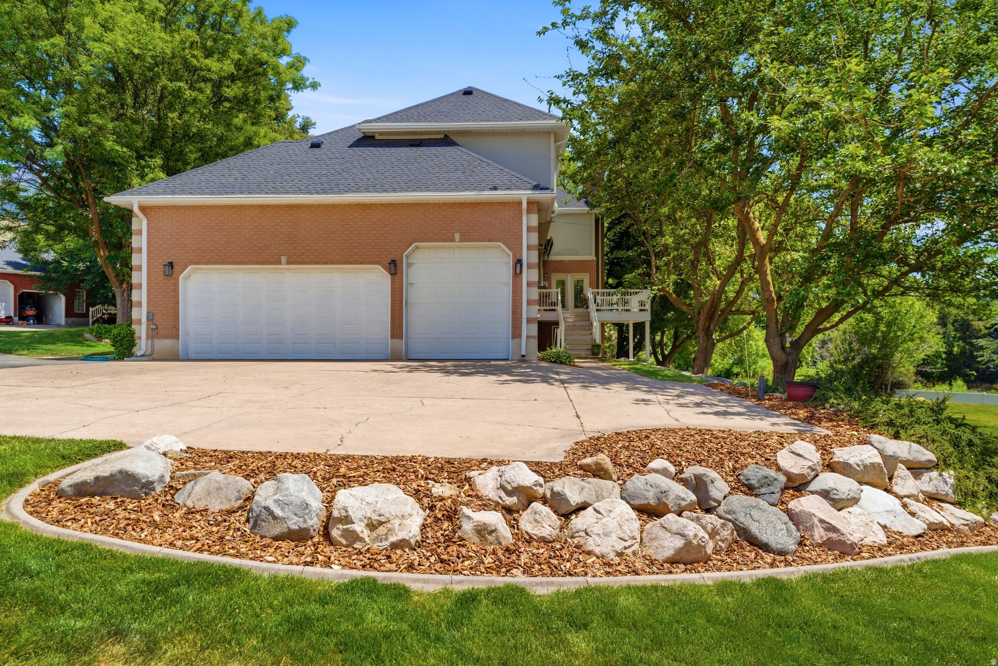 main property photo 95