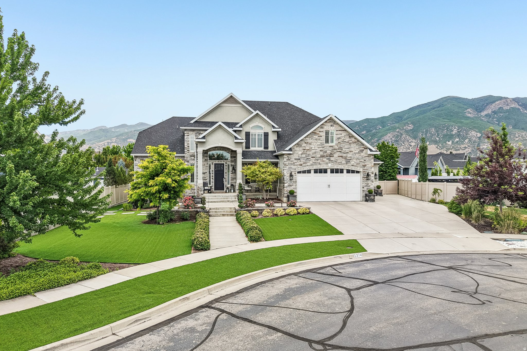 main property photo 60