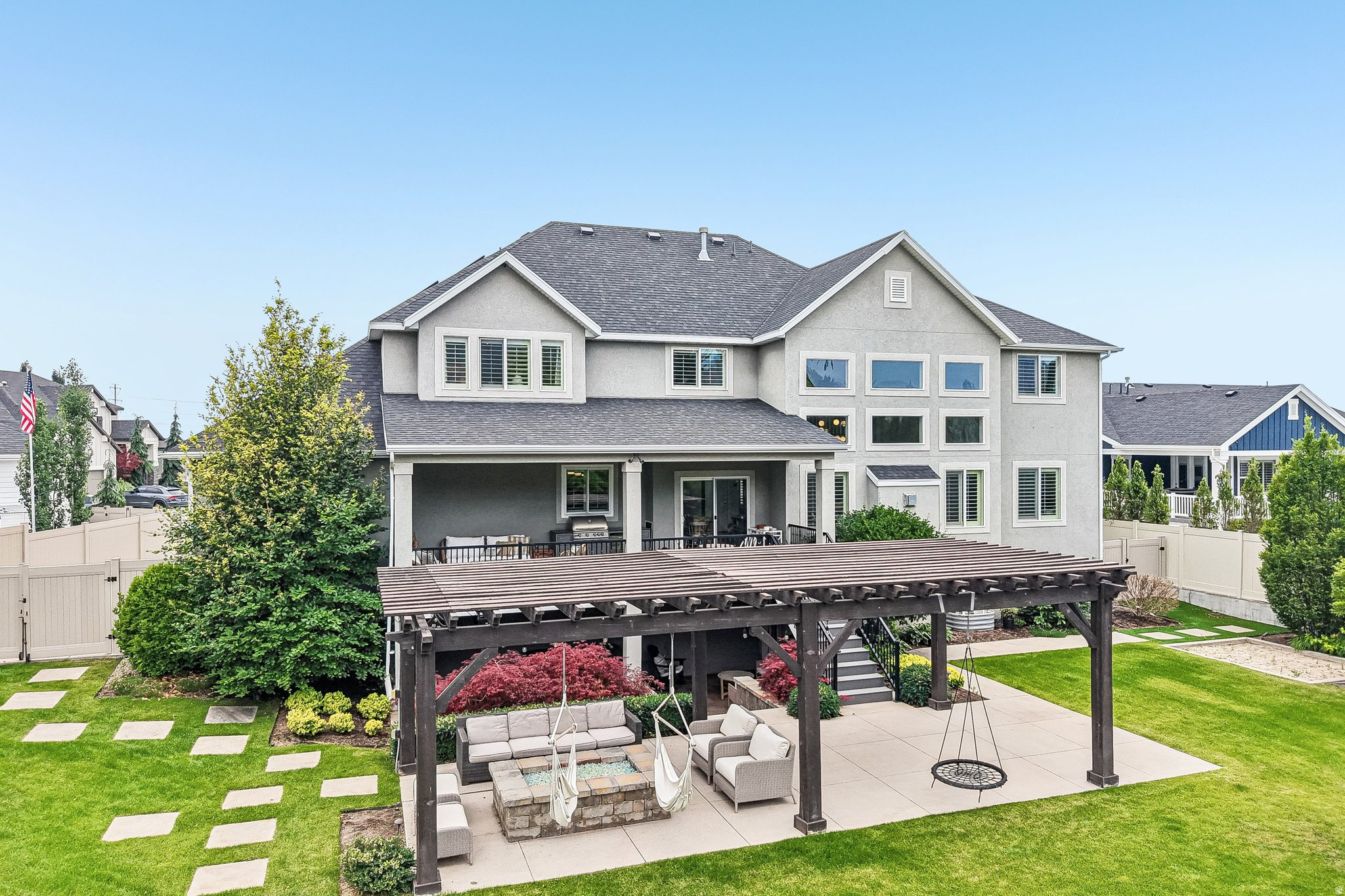 main property photo 74