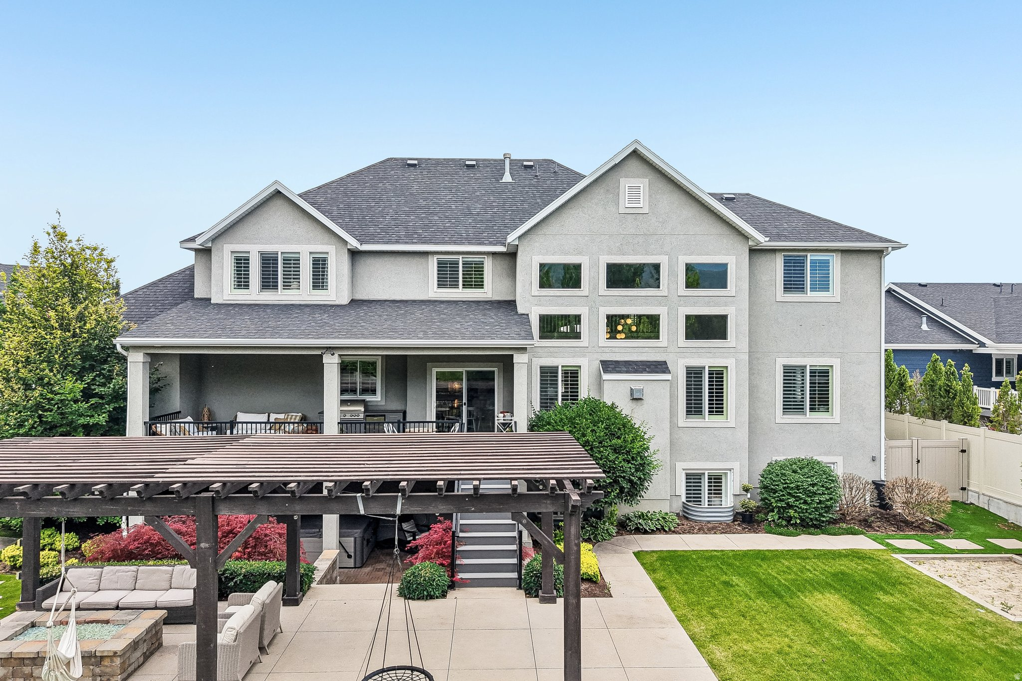 main property photo 75
