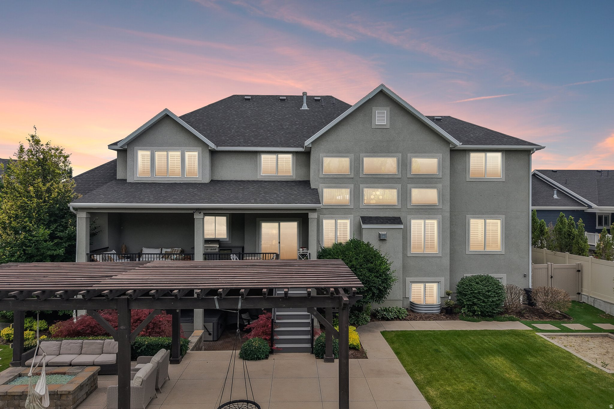 main property photo 78