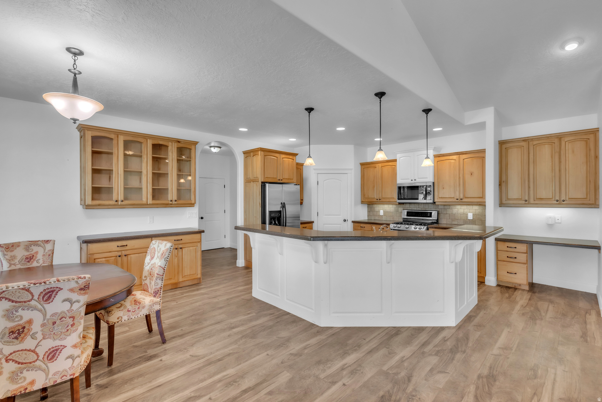 main property photo 22