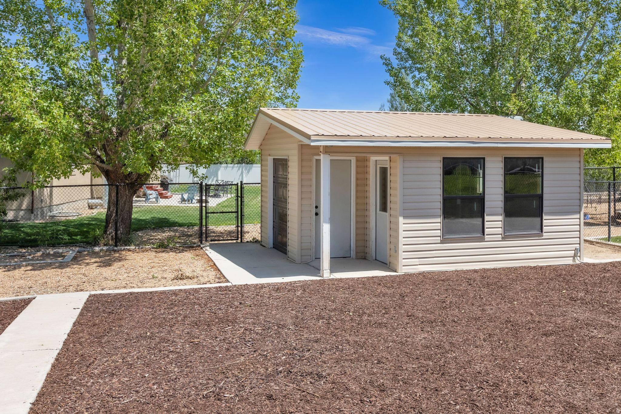 main property photo 54