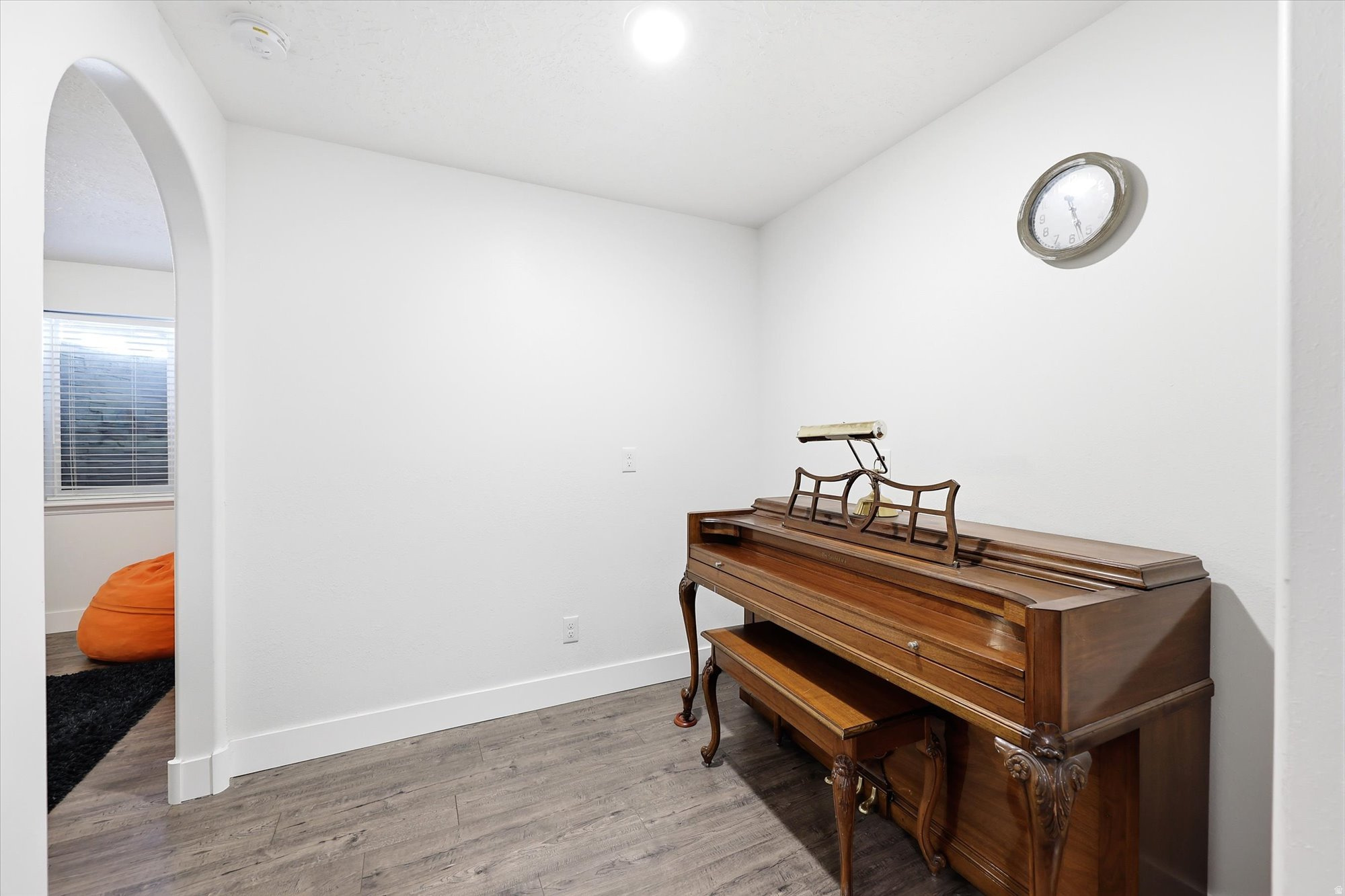 main property photo 23