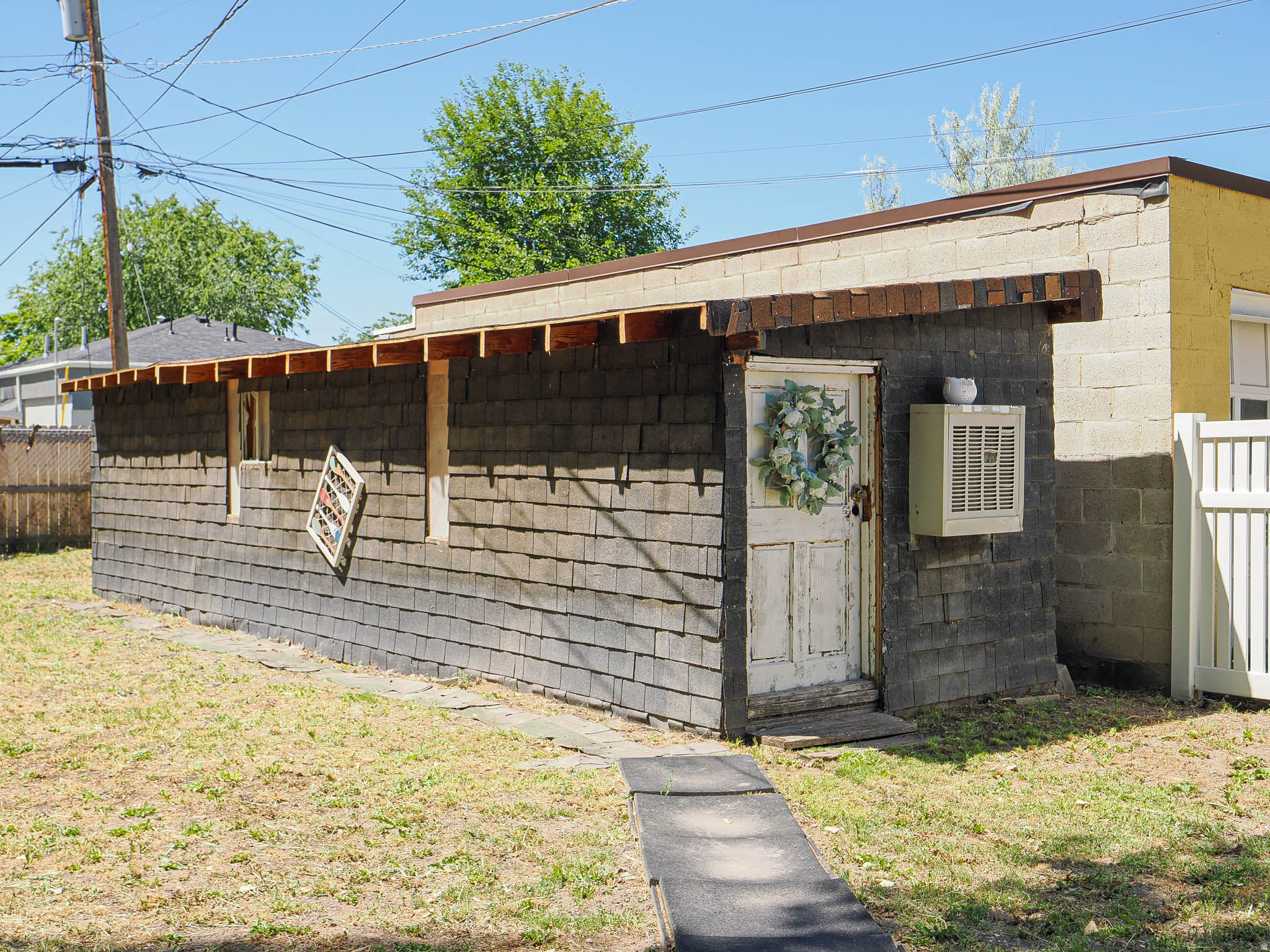 main property photo 45
