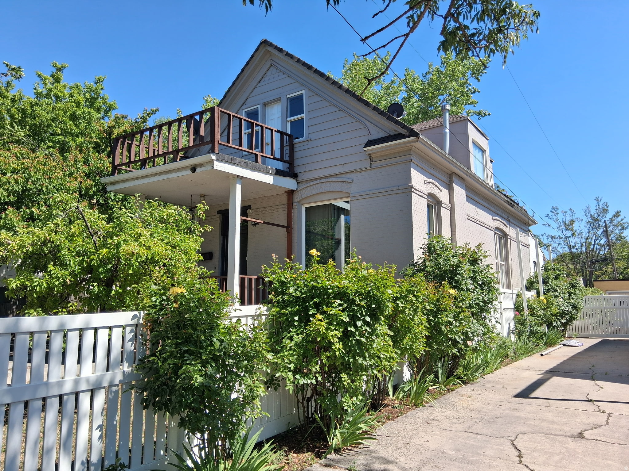 main property photo 46