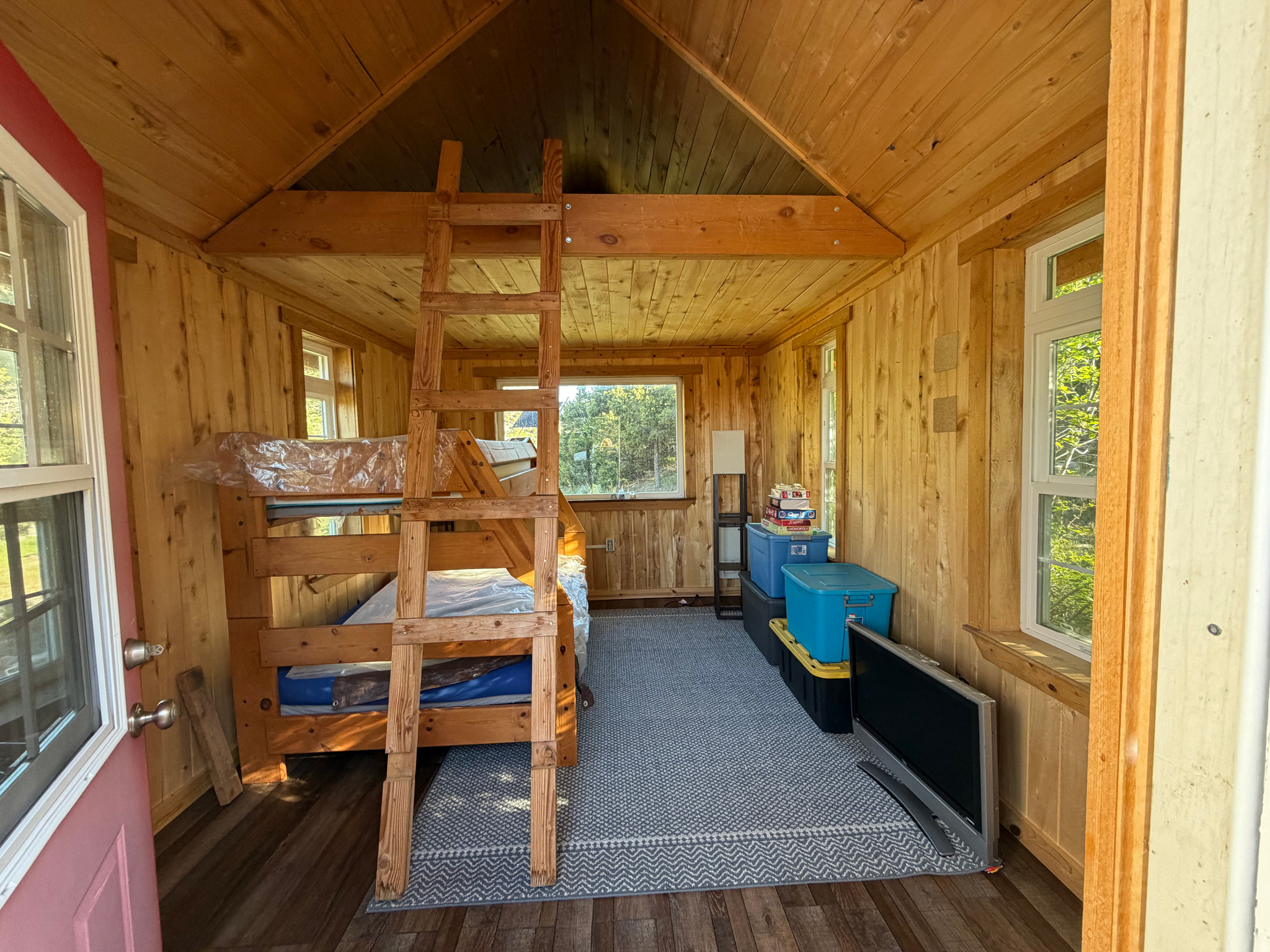 main property photo 20
