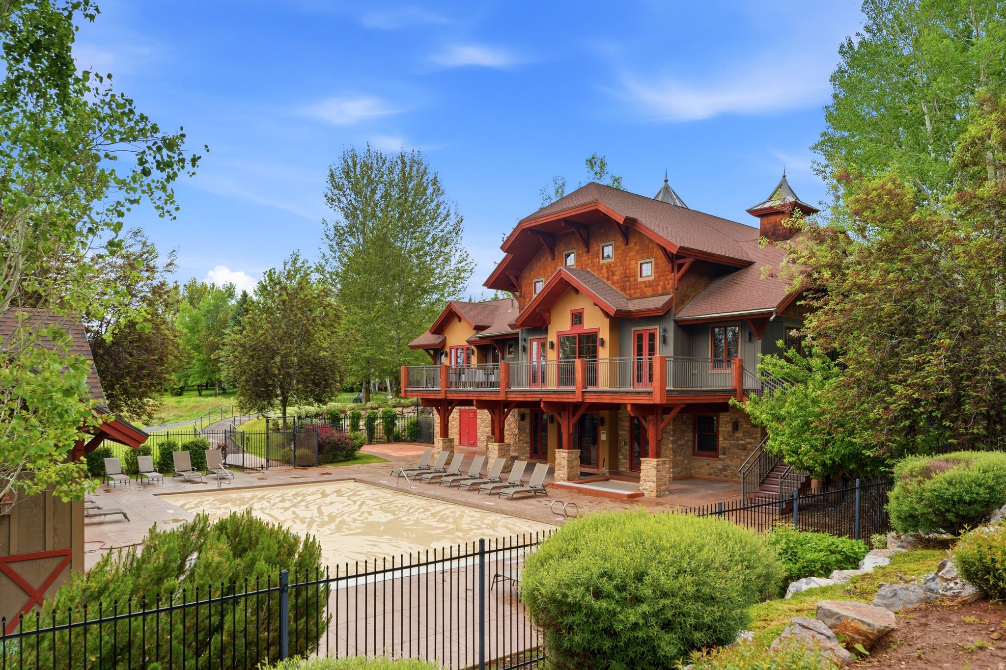 main property photo 70