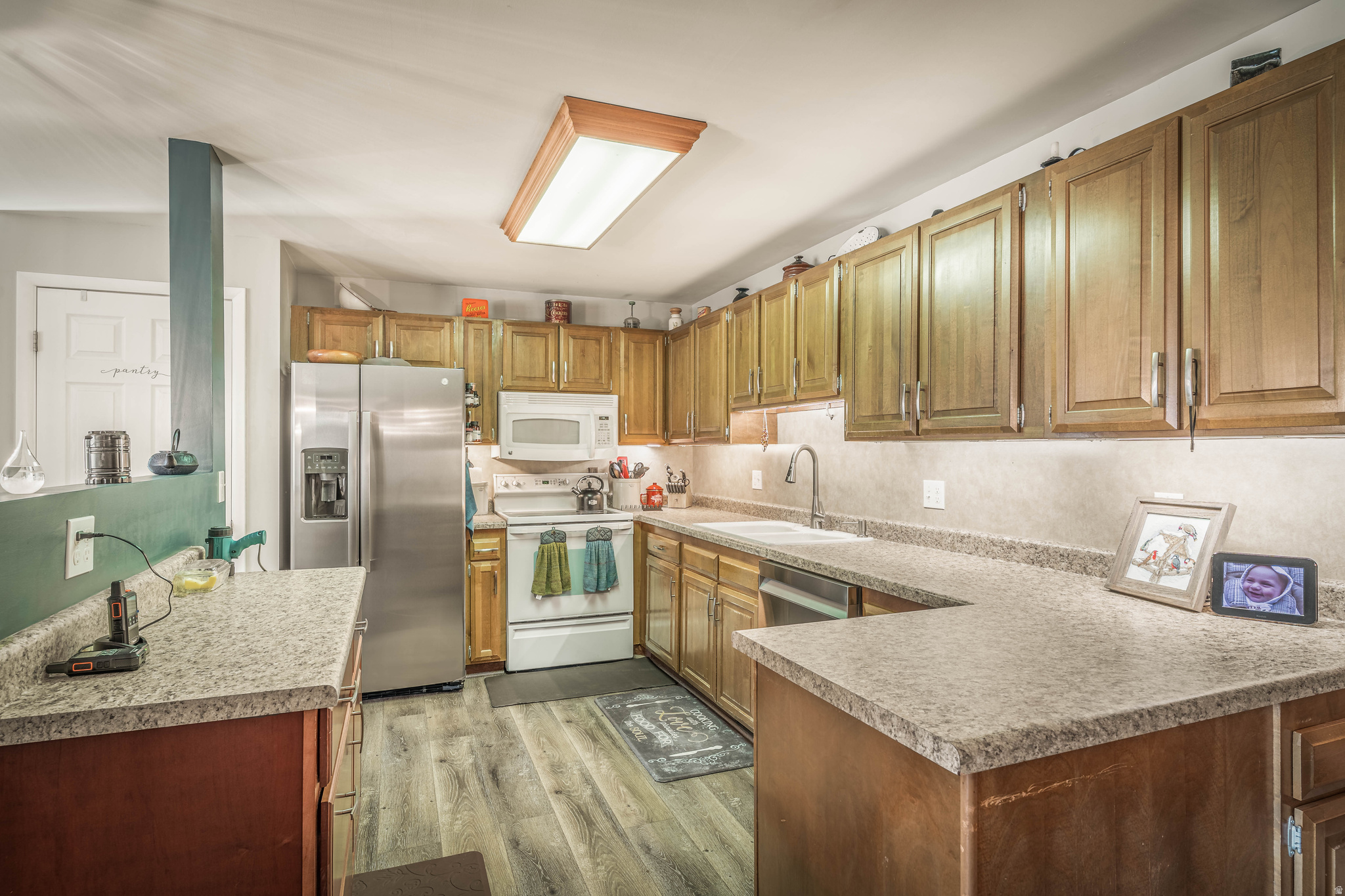 main property photo 4