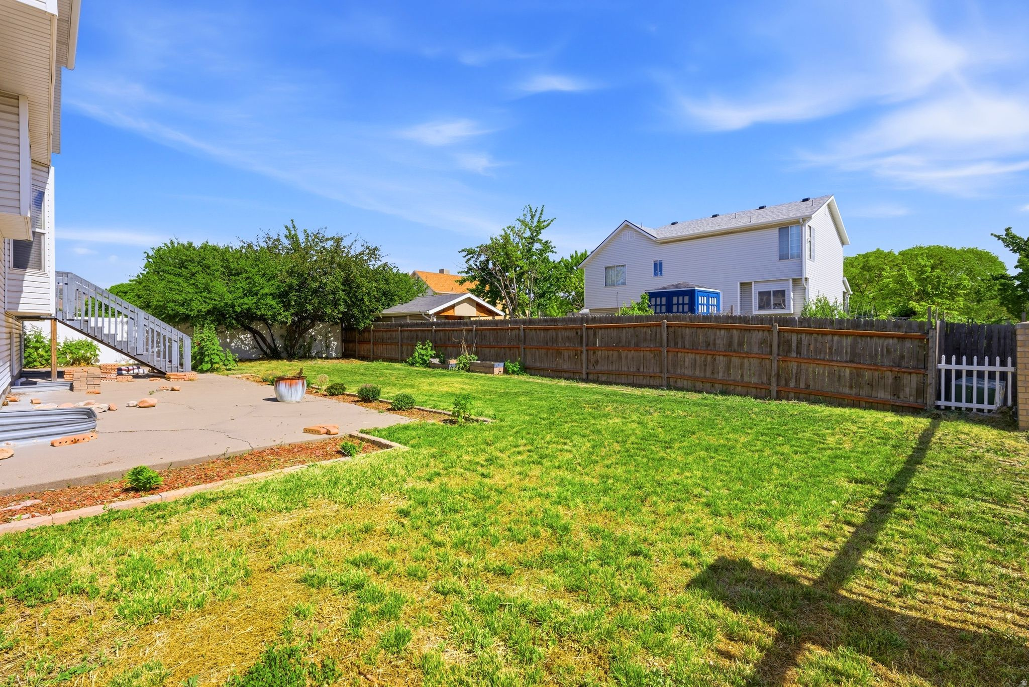 main property photo 49