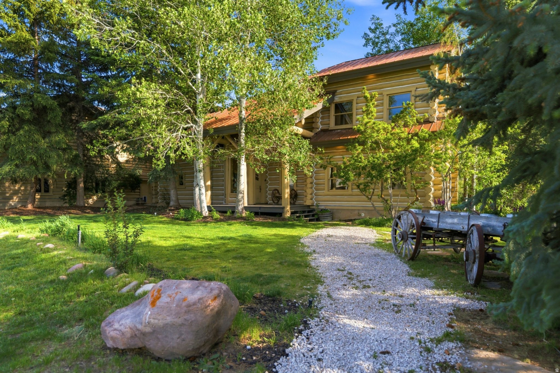 main property photo 1